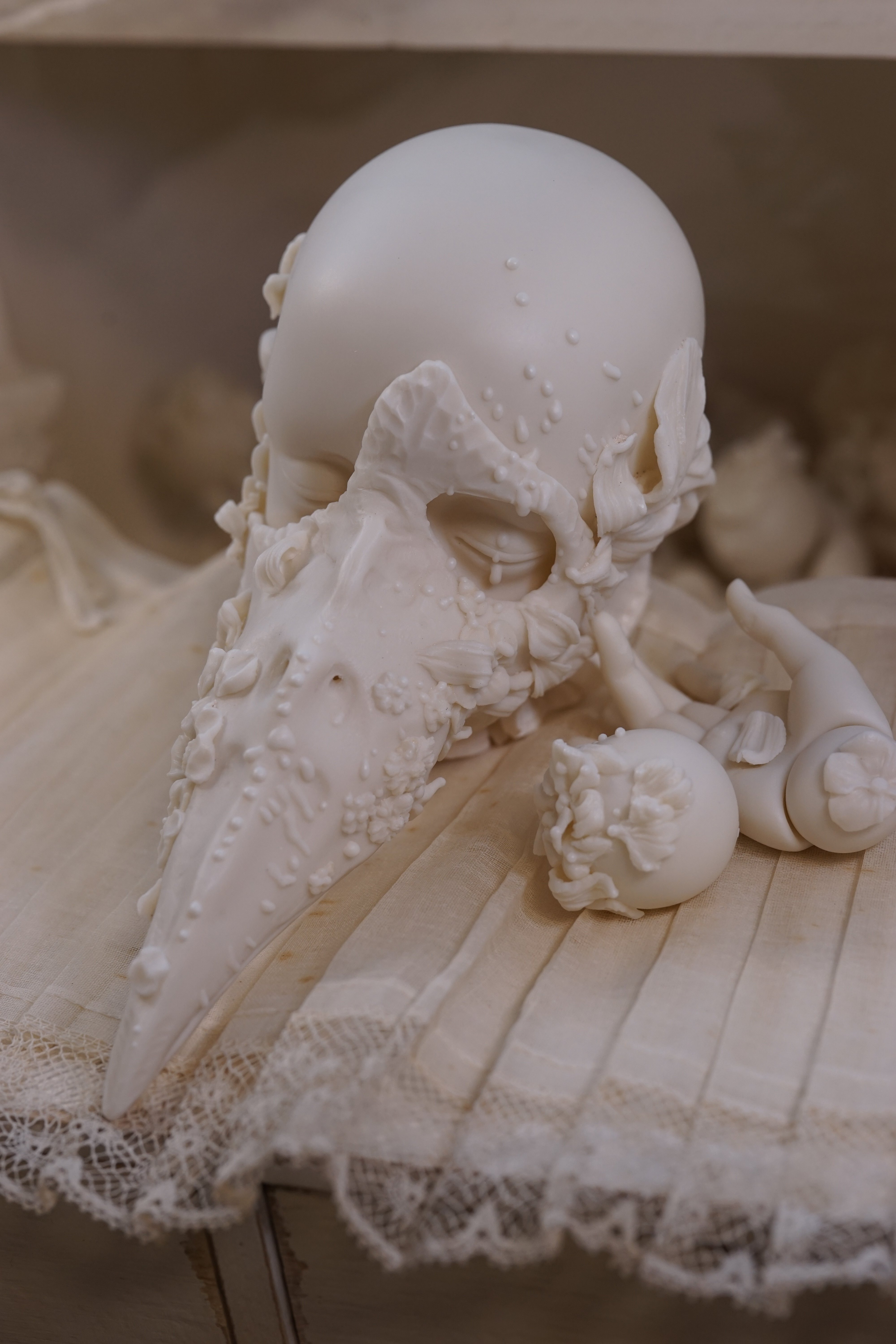 中川多理展「老天使の肋骨 The Costa of the Ancient Angel」⑥骨の葩