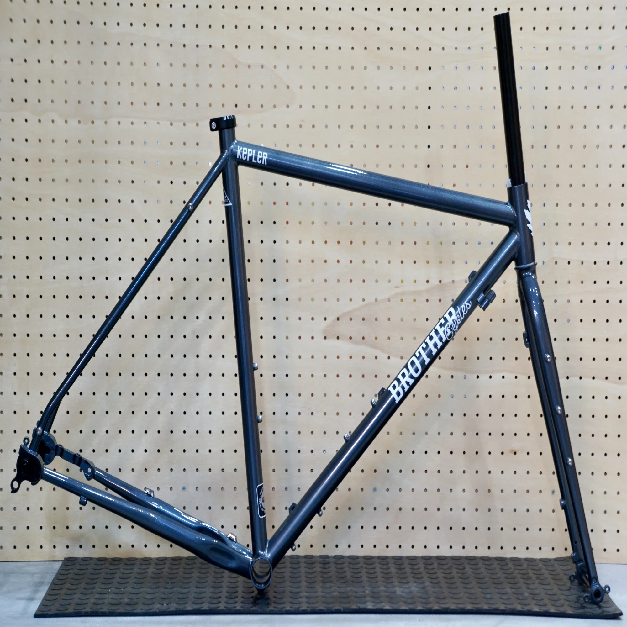 BROTHER CYCLESの紹介｜自転車と山道具 DELTA