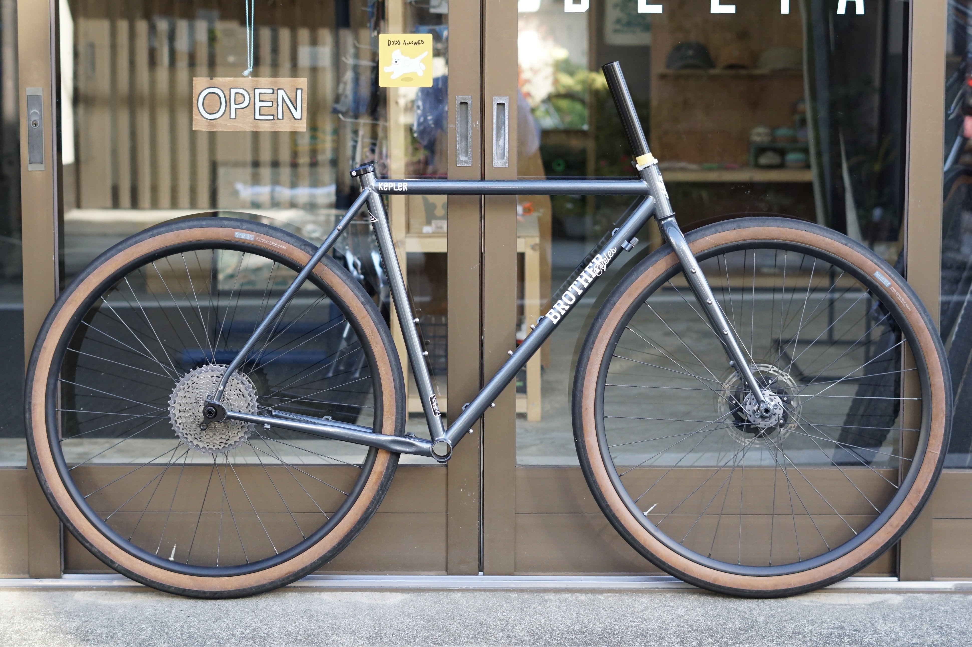 BROTHER CYCLESの紹介|自転車と山道具 DELTA BROTHER CYCLESの紹介|自転車と山道具 DELTA