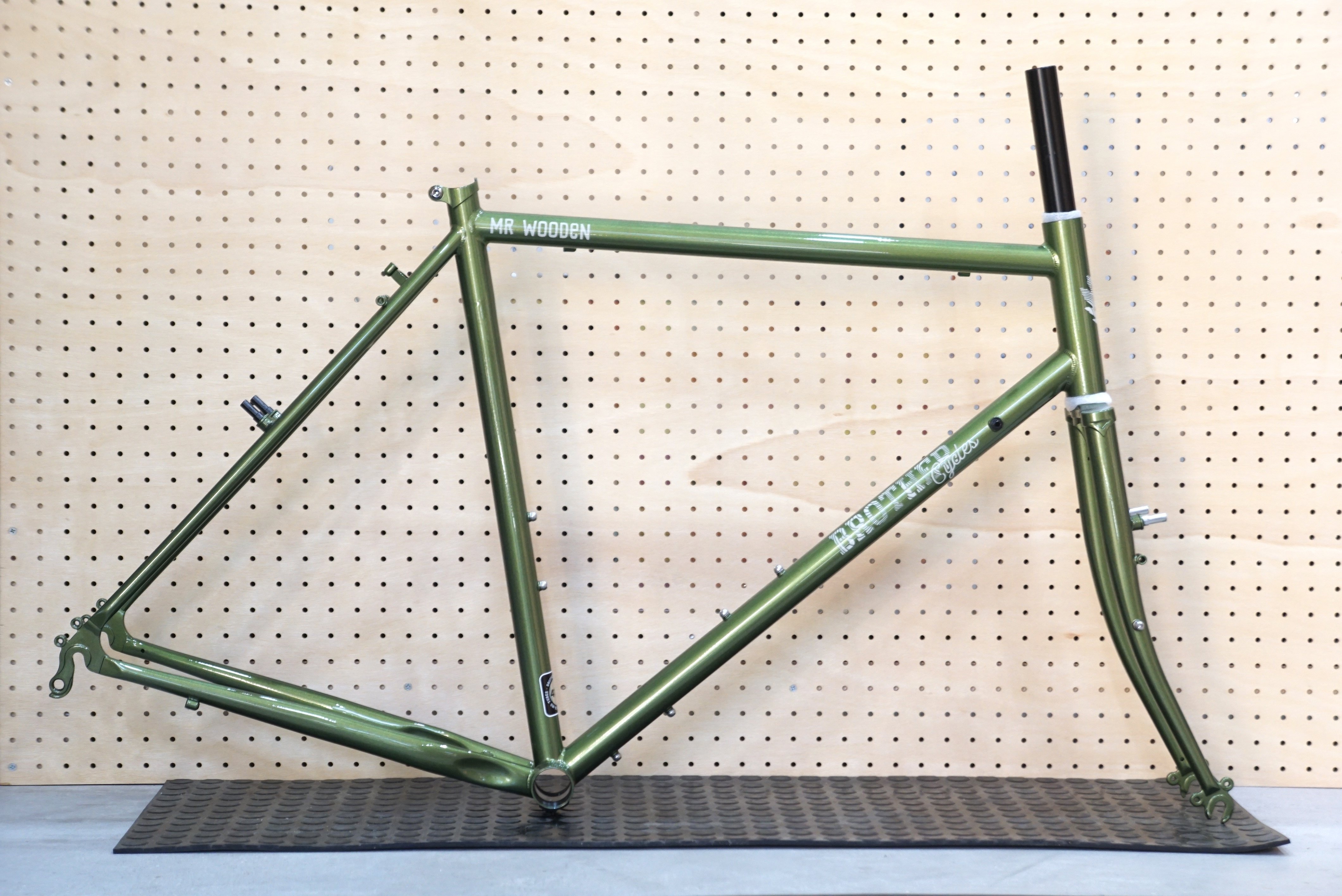 BROTHER CYCLESの紹介|自転車と山道具 DELTA BROTHER CYCLESの紹介|自転車と山道具 DELTA