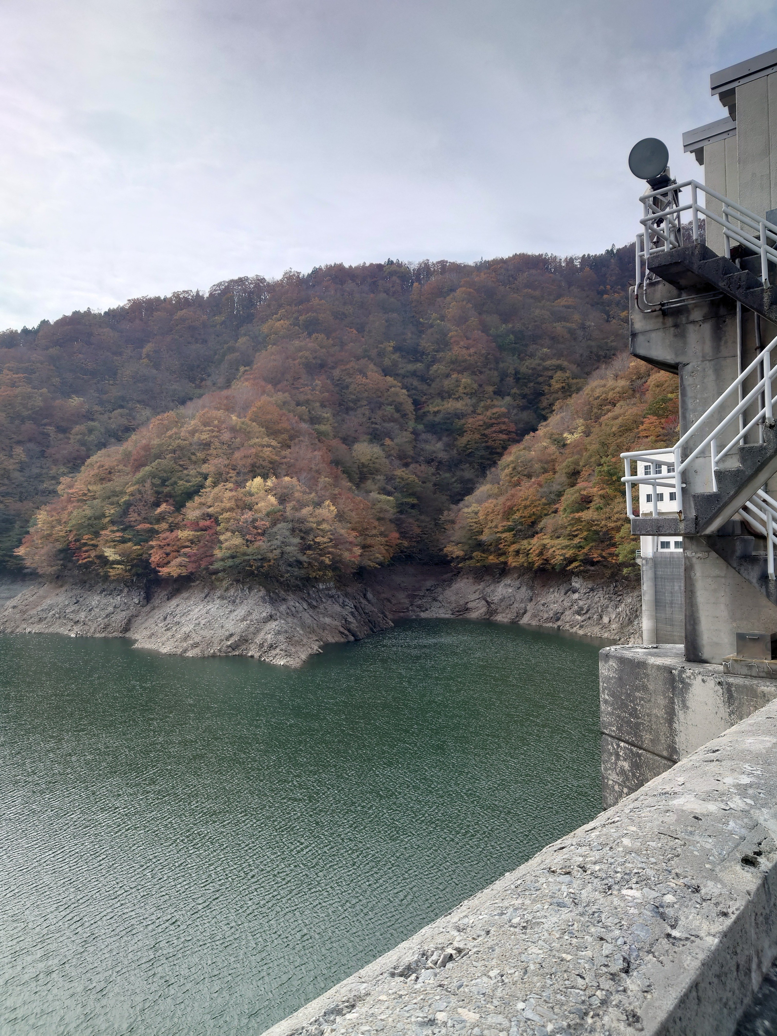 ダム散策 笹生川ダム｜雨雲模様＠怪談師見習い