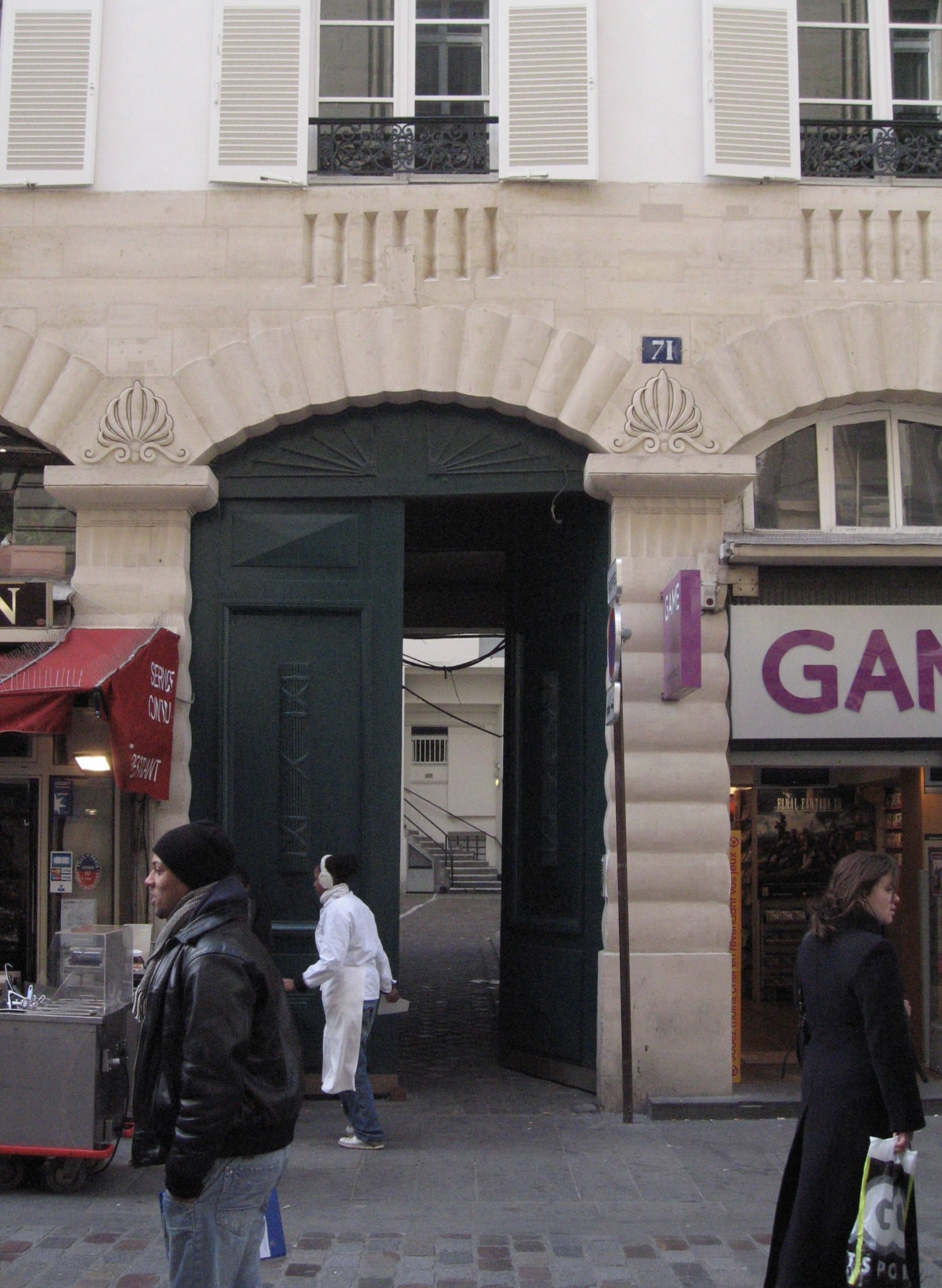 出来上がってきた本の表紙を見て、私はあれっと思った｜daily-sumus note