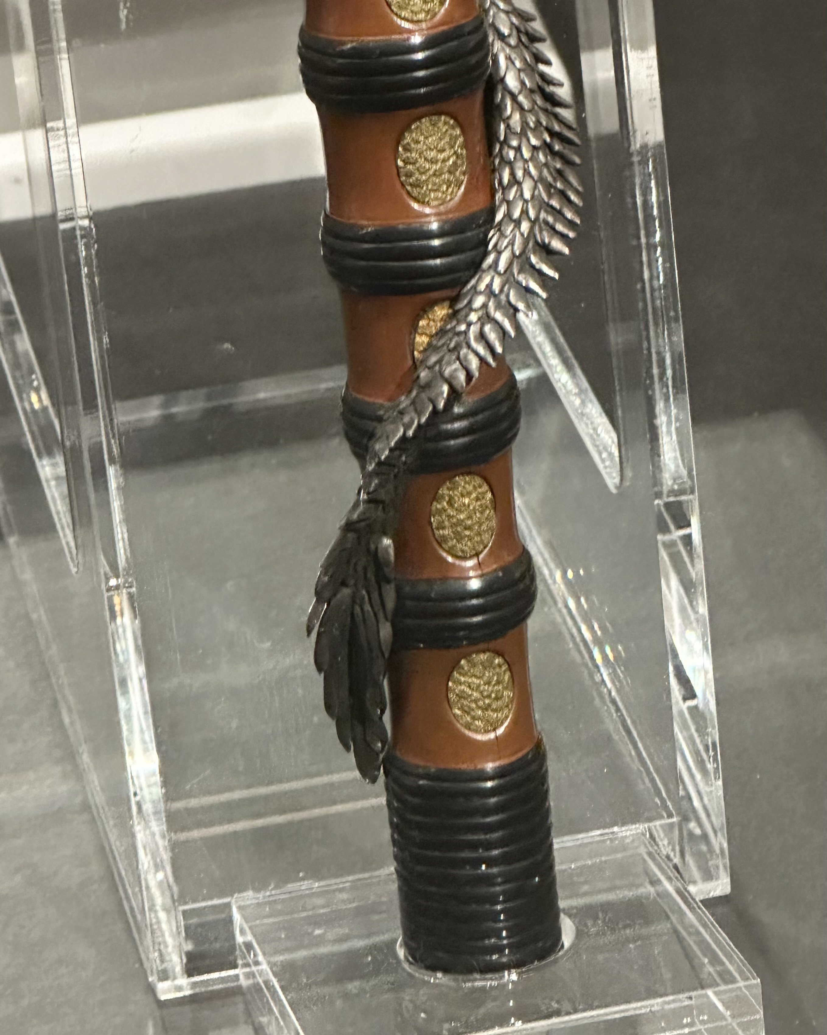 自在置物の龍拵②｜刀箱師の日本刀ブログ 中村圭佑