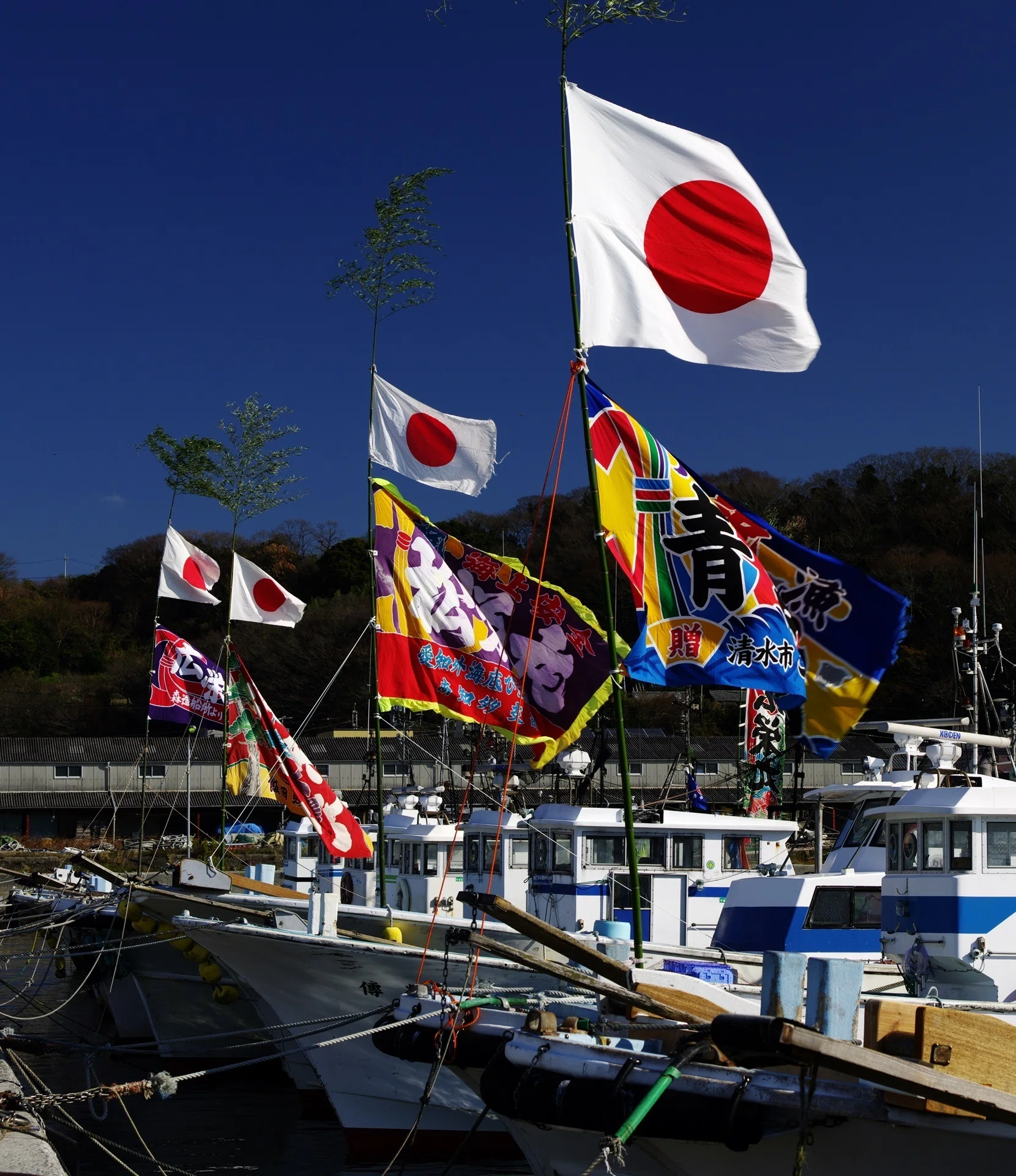 大漁旗 ～撮影旅行よもやま話集～｜綺麗な風景写真が撮りたい