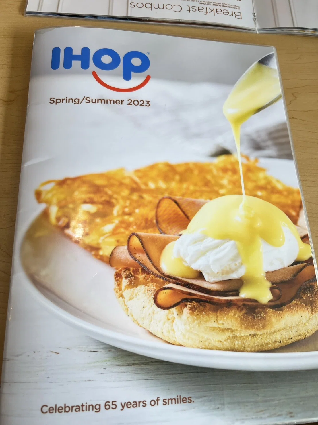 アメリカ IHOP ただデカくて大味｜newton