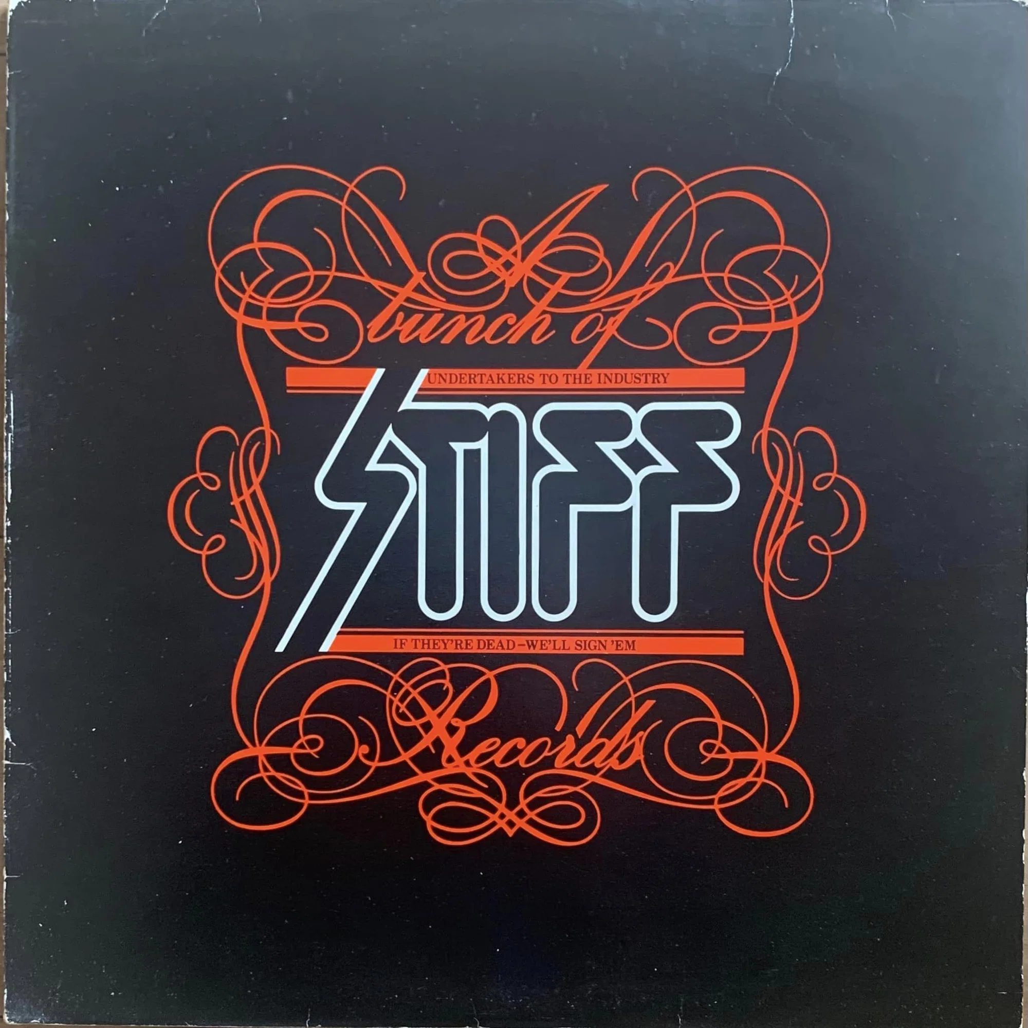 これはパンクなのかと恐る恐る聴いたStiff のコンピレーション「A 