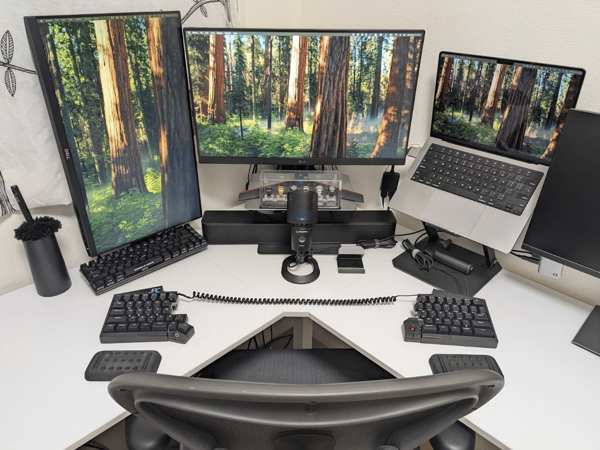 テイラー社員のデスク環境を一挙公開！Part 1｜テイラー(YC S22)