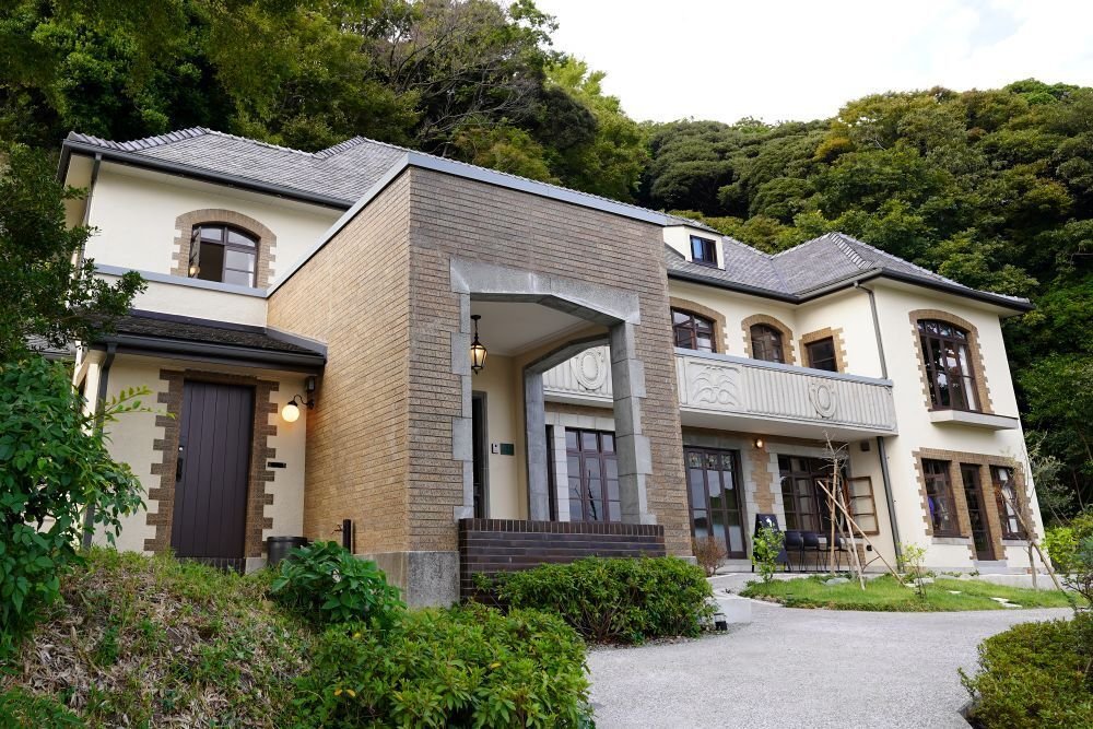 【特価】GADOCUMENT 近代住宅建築名作集　1851-1945 近代建築の歴史 1851-1945 | ケネス フランプトン, 二川 幸夫