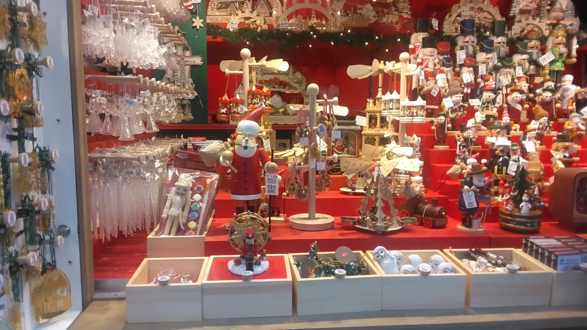 Stuttgartの市街地でクリスマスマーケットが始まる🎄｜キーくん