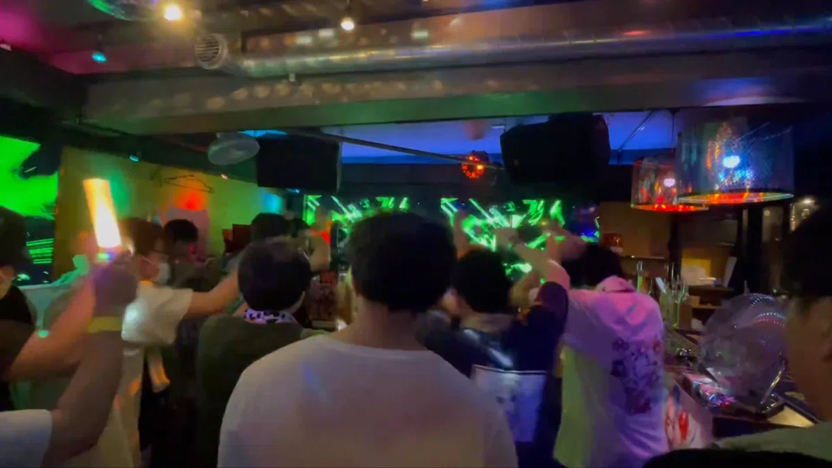 みんなで同じ空間にいて五感で音ゲー曲聴くのって楽しいんですよ！