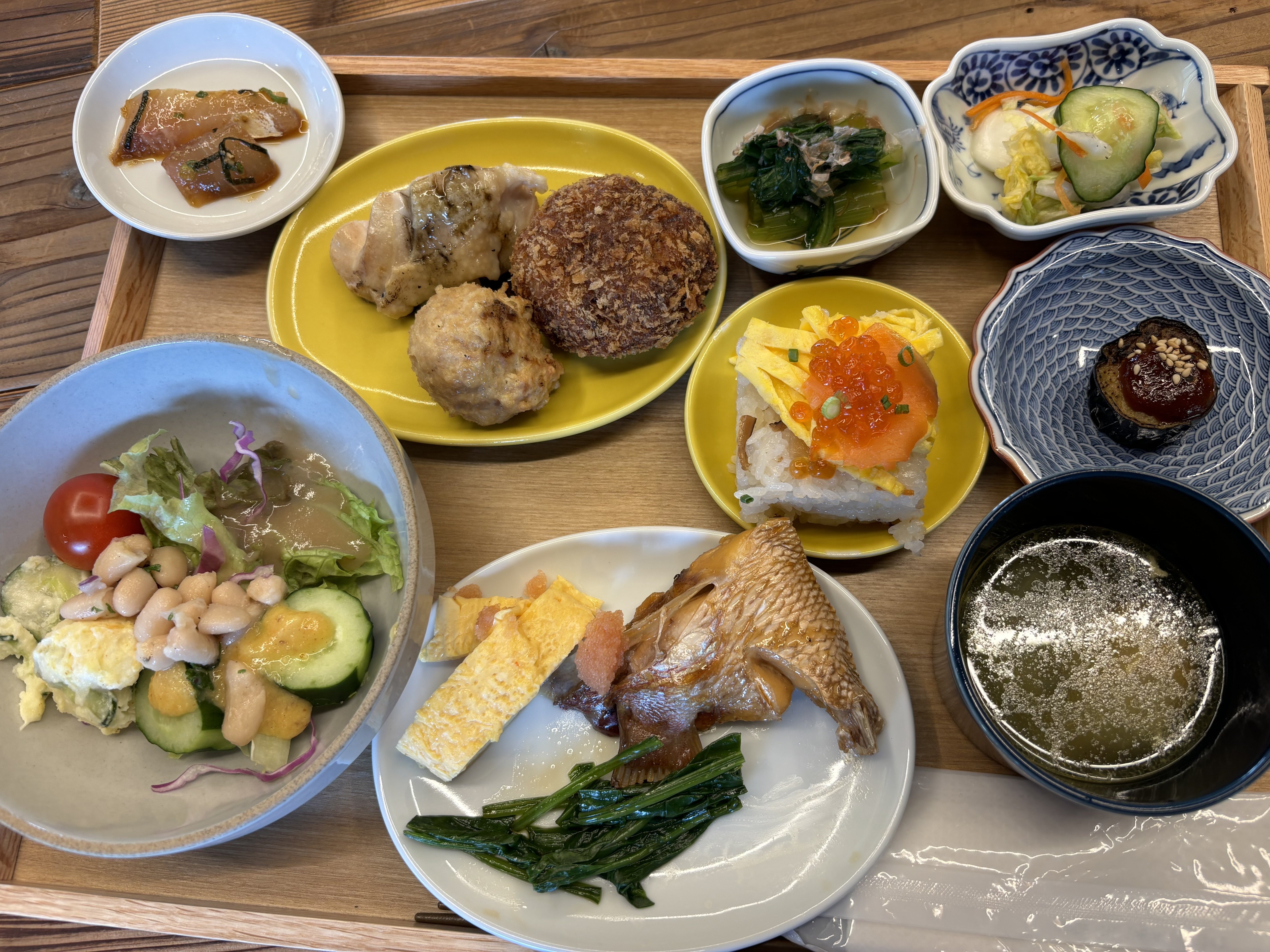 田辺京子足付き陶器ボウル