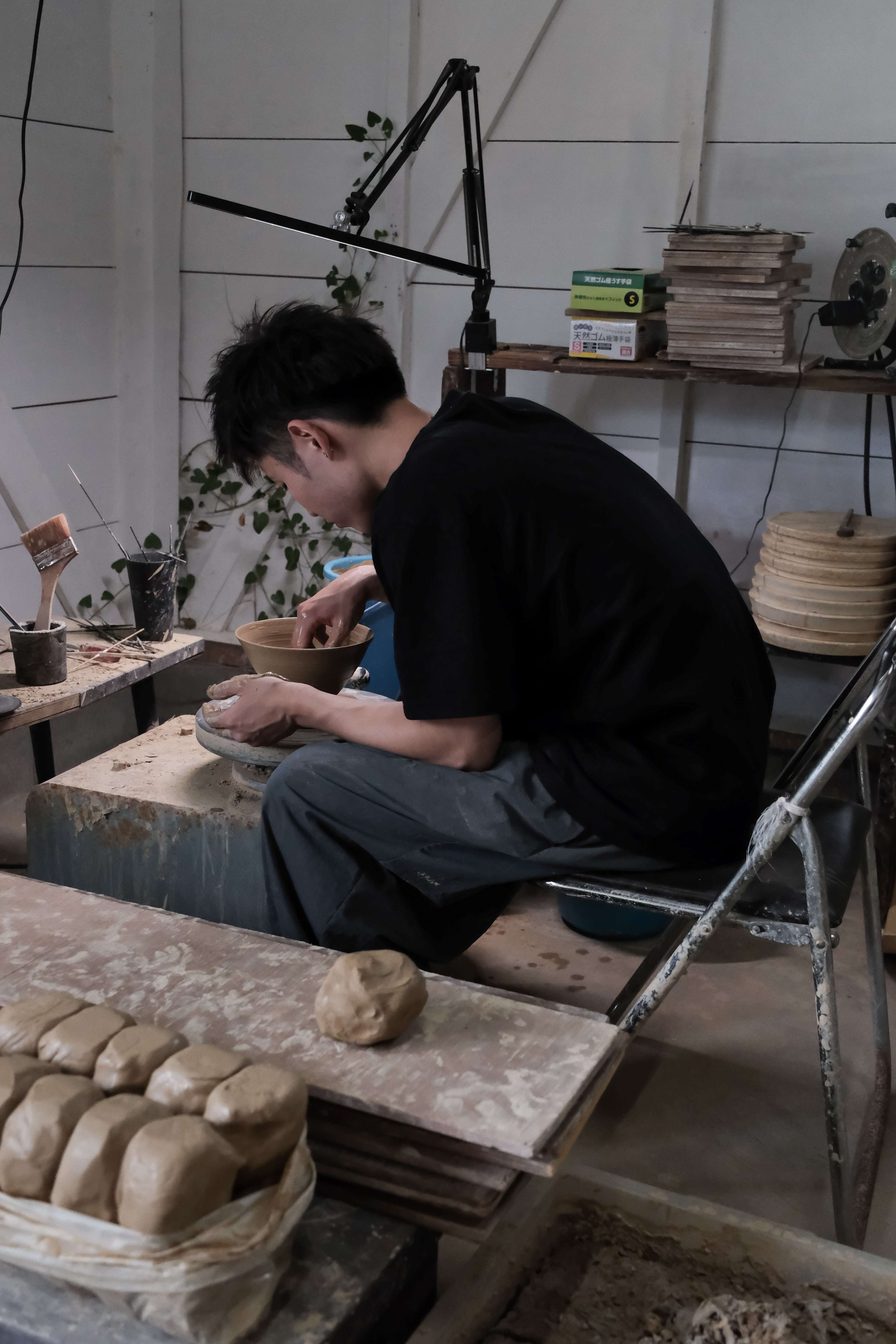 一期一会のうつわの表情を追い求めて｜陶芸家・𠮷田太郎さん