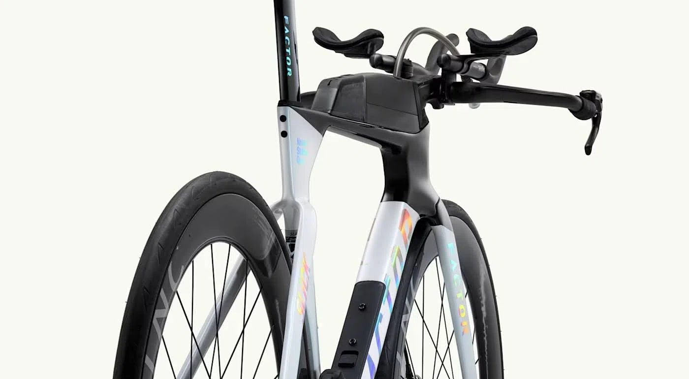 新製品情報】 FACTOR New SLiCK 〜進化したトライアスロンバイク