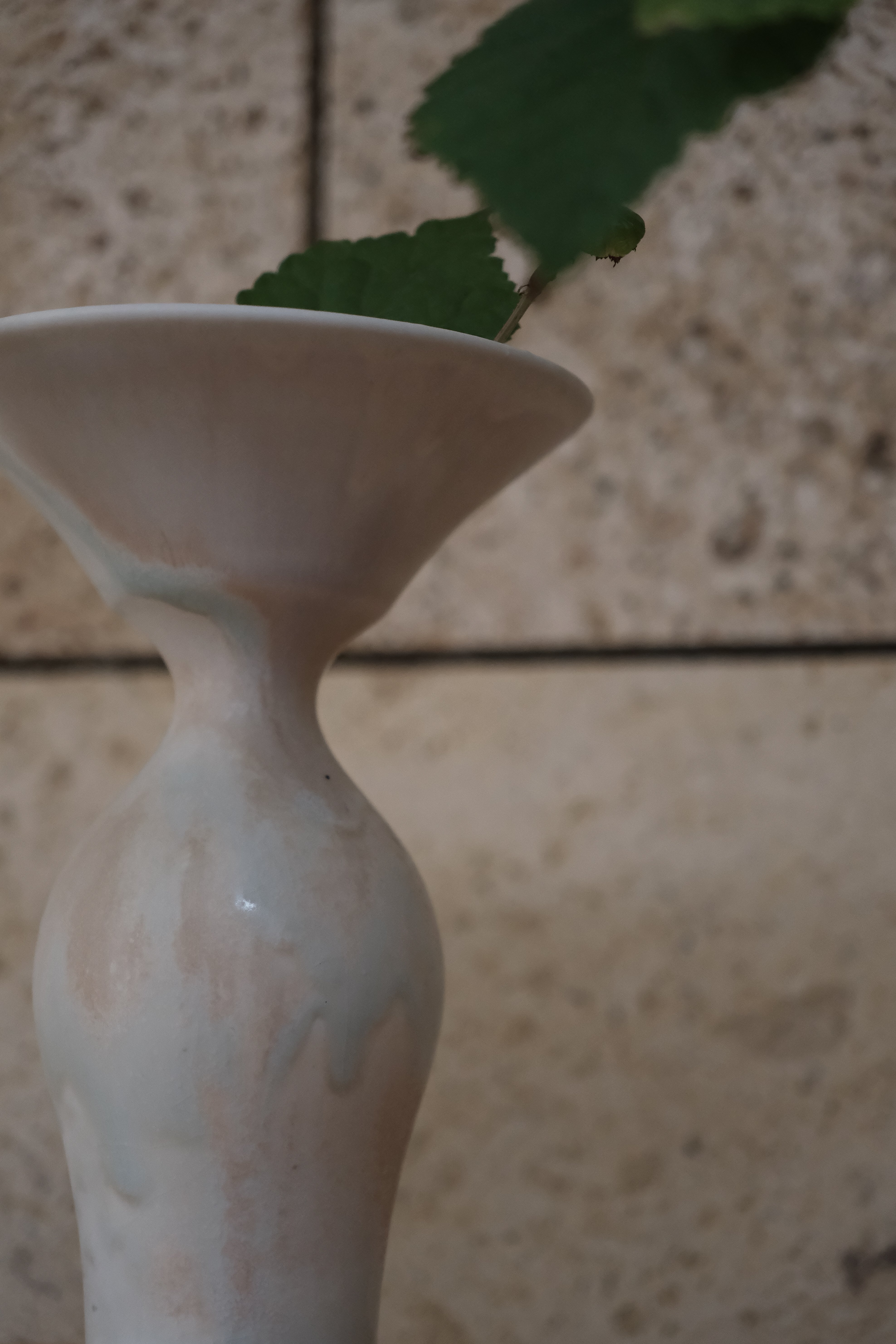 一期一会のうつわの表情を追い求めて｜陶芸家・𠮷田太郎さん