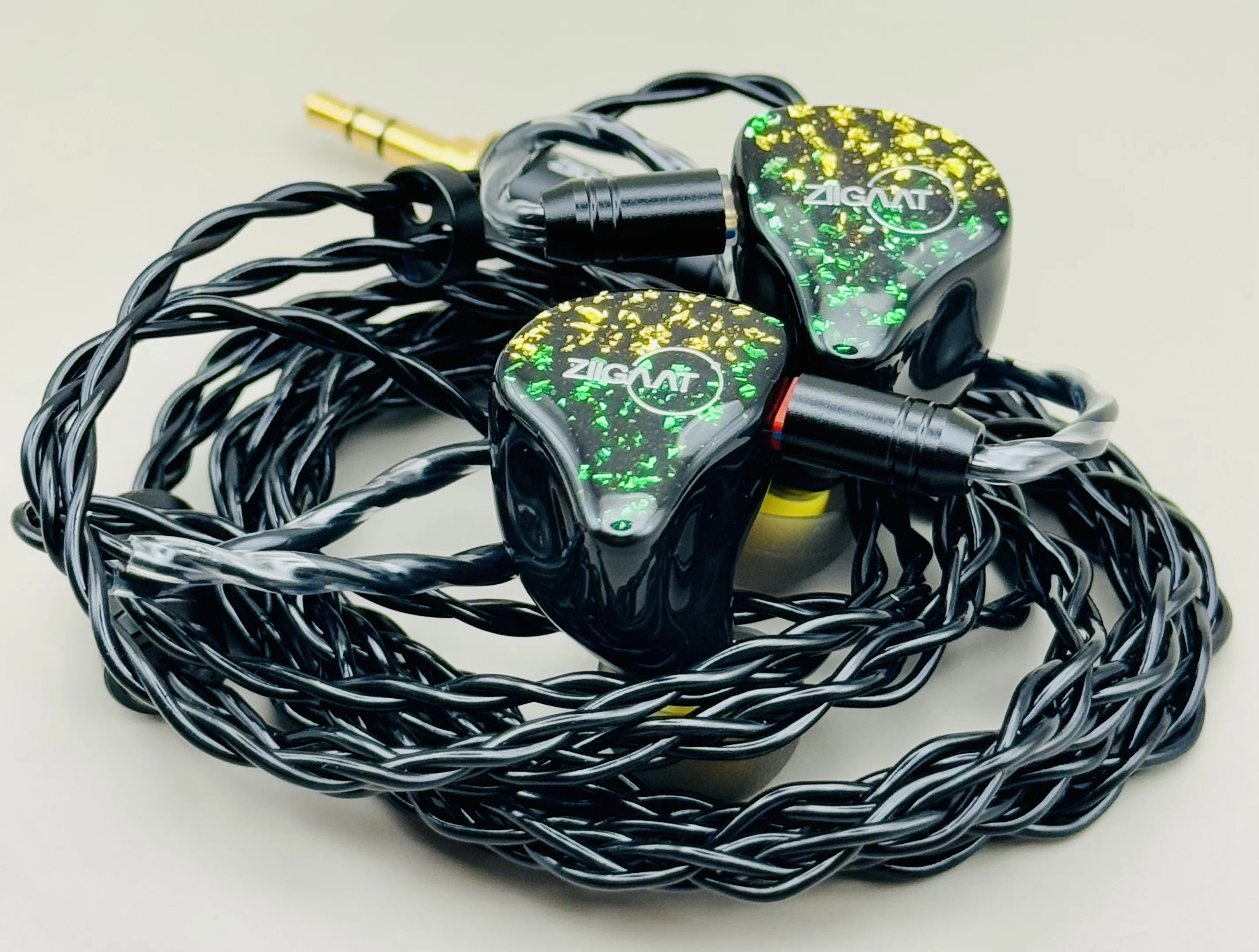 ほぼ未使用 Linsoul ZiiGaat Arcadia +ケーブル等 Linsoul ZiiGaat Arcadiaハイブリッド型イヤホン