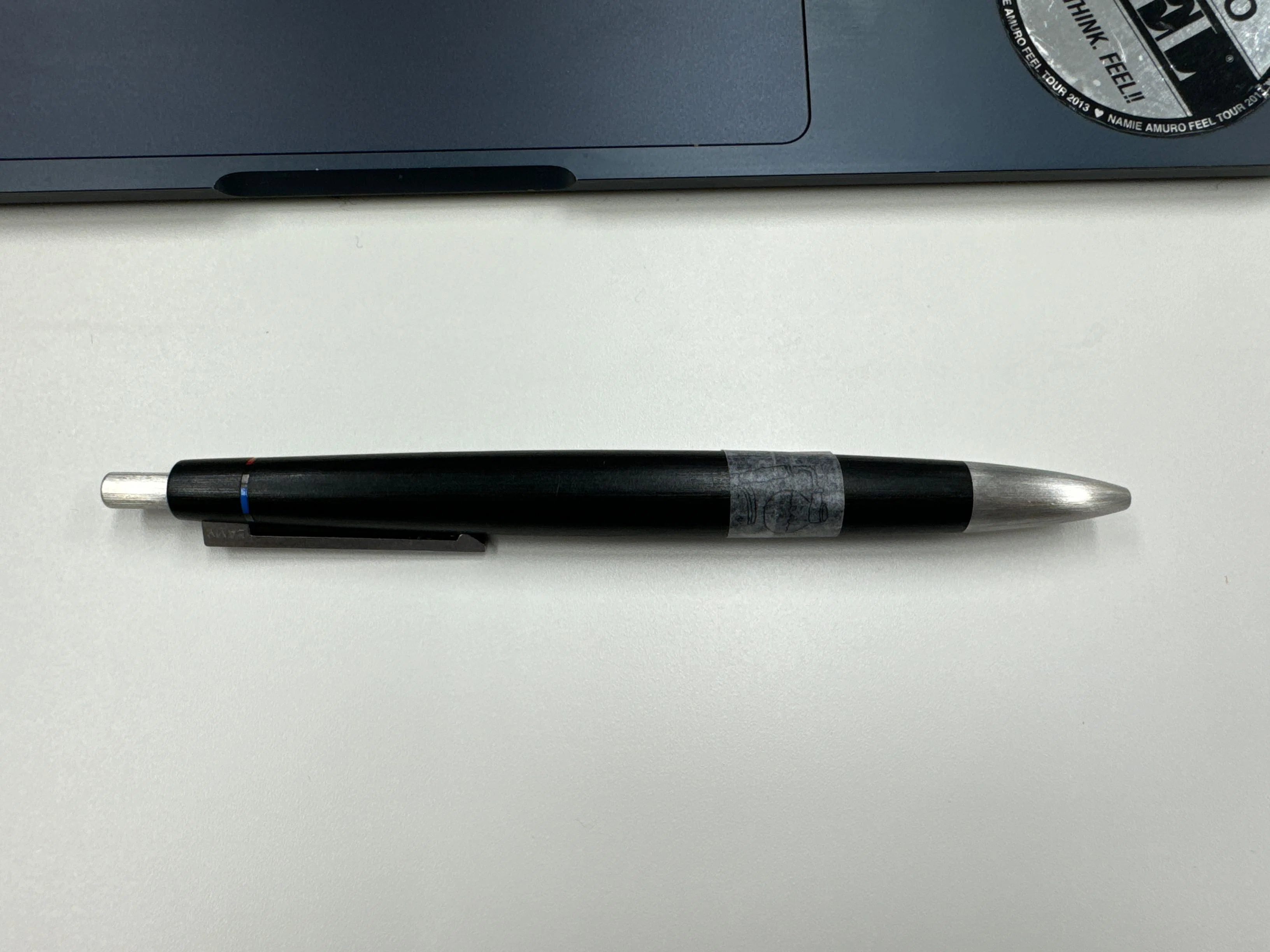 突如真っ二つになったLAMY2000、修理に出す｜サーシュ