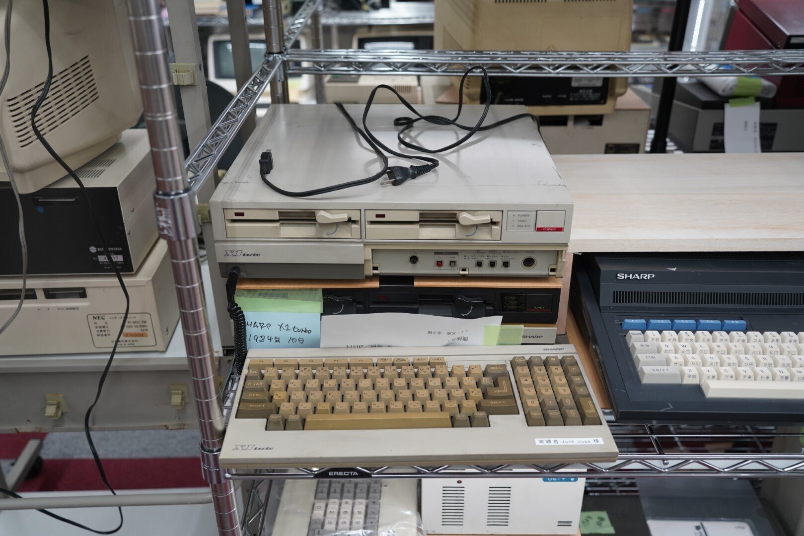 マイコン博物館の展示物たち その11 - MZ以降のシャープPCたち｜kzn