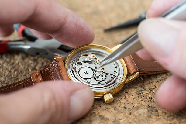 完全ガイド】エルメスHウォッチの電池交換の全て|交換時期 完全ガイド】エルメスHウォッチの電池交換の全て|交換時期