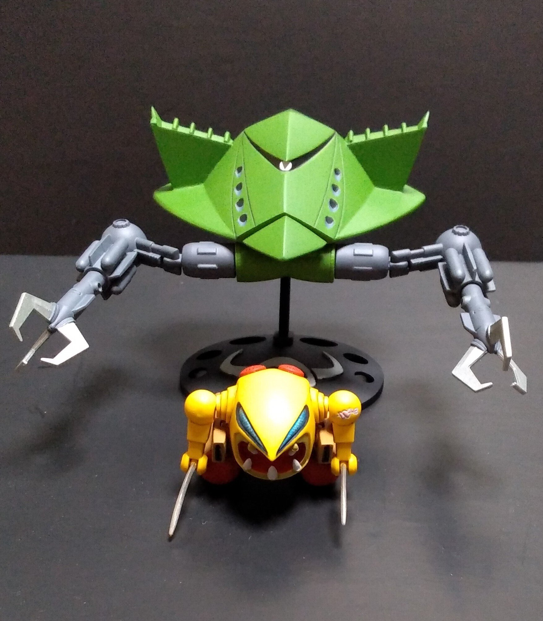 MA-05 ビグロ&ガンダム 機動戦士ガンダム モビルアーマーコレクション 1/250 組立式 フィギュア プライズ(71973) バンプレスト JAN無し版) 1⁄550 MA-05 ジオン軍モビルアーマー ビグロ 機動戦士