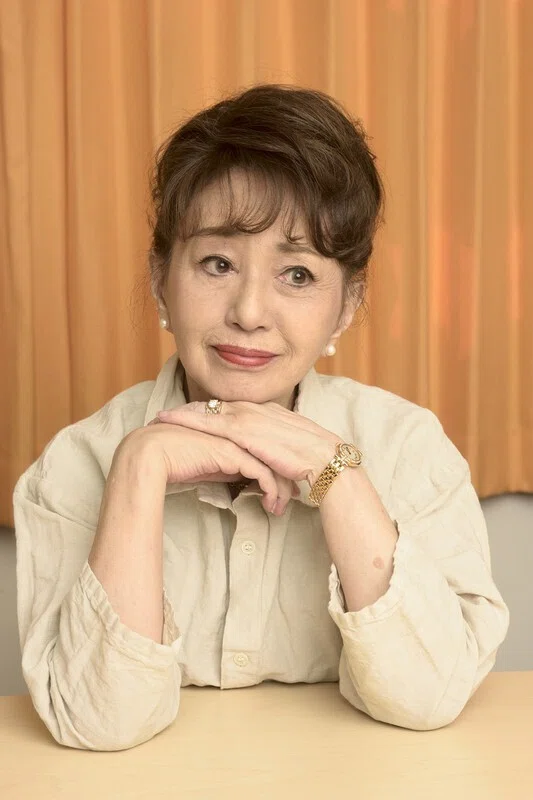 梅切らぬバカ」加賀まりこさんインタビュー｜井上志津