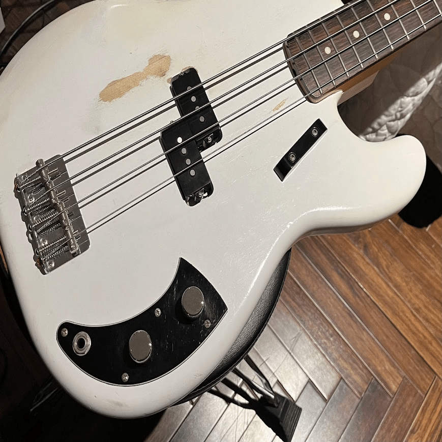 メーカー不明 カスタムプレベ 音良し。 メーカー不明 カスタムプレベ 音良し。 メーカー不明 カスタムプレベ