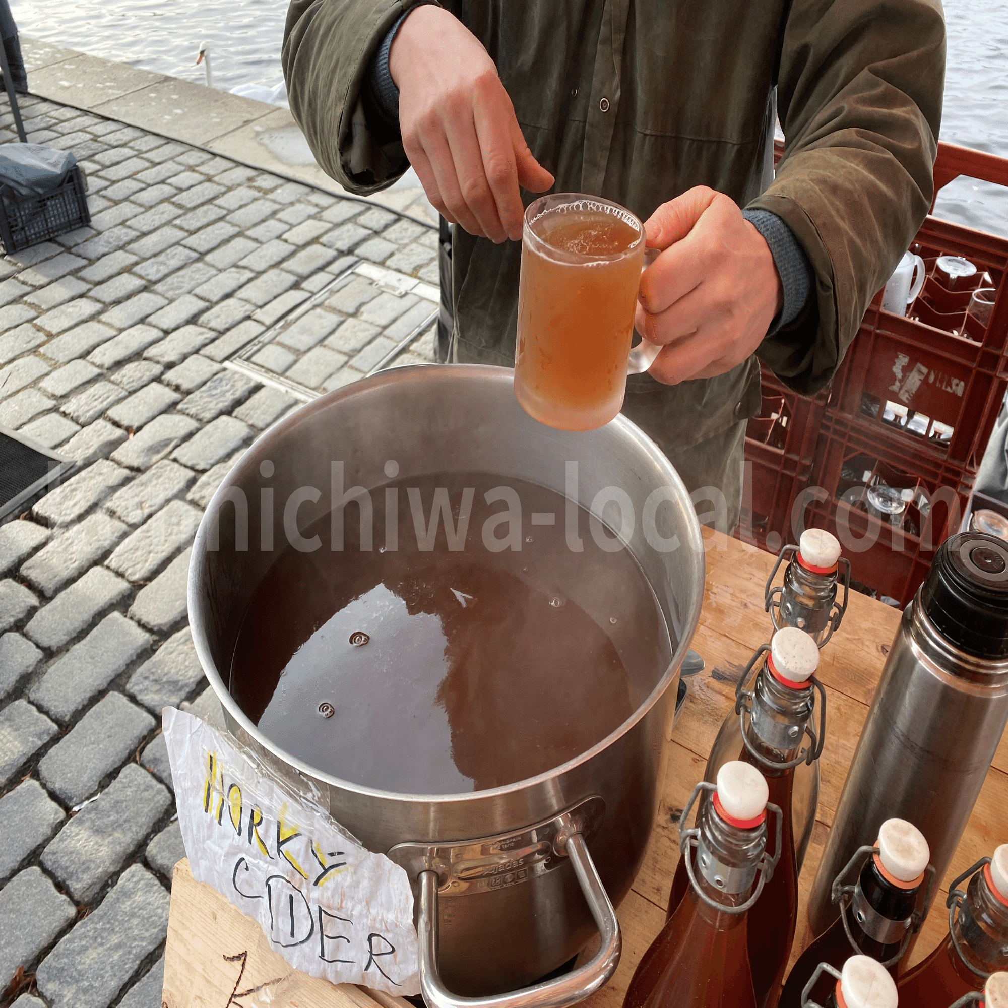 チェコ】プラハの土曜のモーニングマーケット🇨🇿ローカルの味、堪能