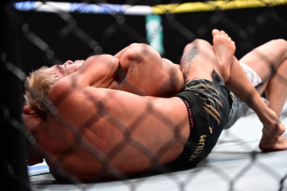 UFC 310 朝倉海対アレッシャンドリ・パントージャ 朝倉海さん2Rに