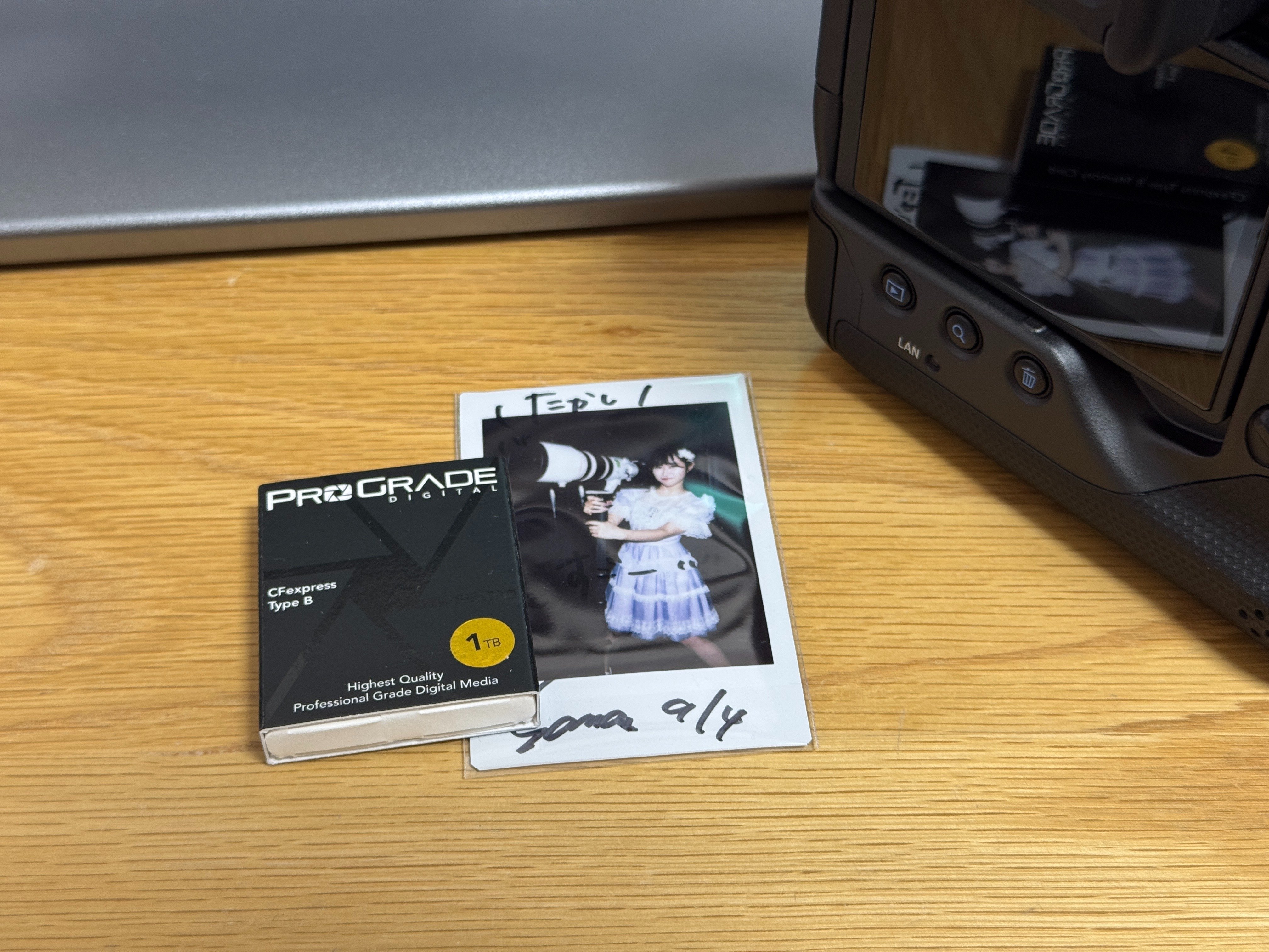 ProGrade Digital CFexpress 4.0 Type B GOLD 1TB|タカシ ProGrade Digital CFexpress 4.0 Type B GOLD 1TB|タカシ