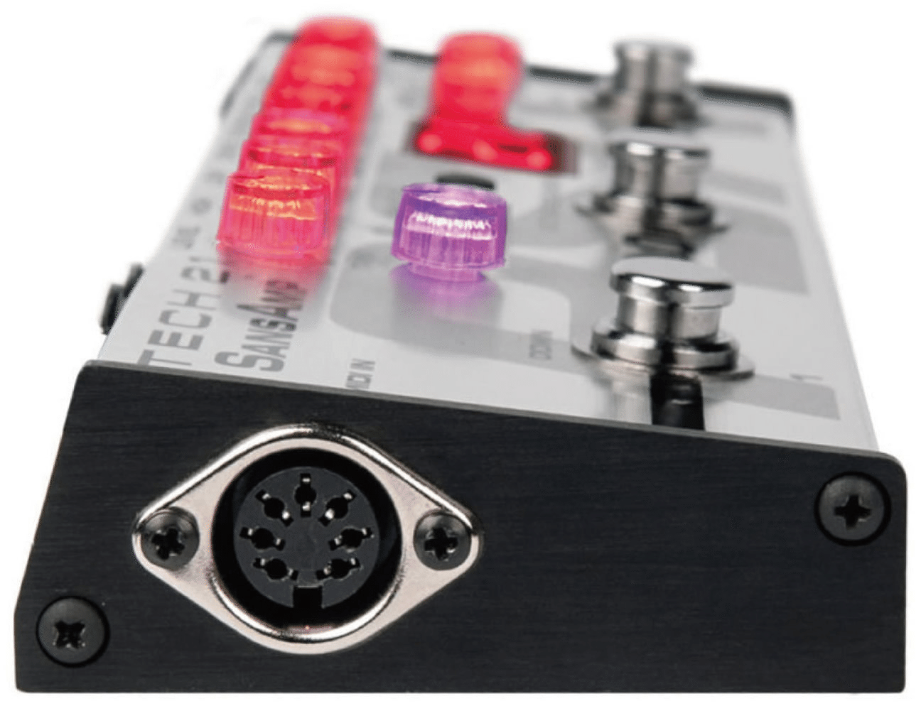 ライブでもスタジオでも活躍出来る3チャンネル・ストンプボックス ライブでもスタジオでも活躍出来る3チャンネル・ストンプボックス