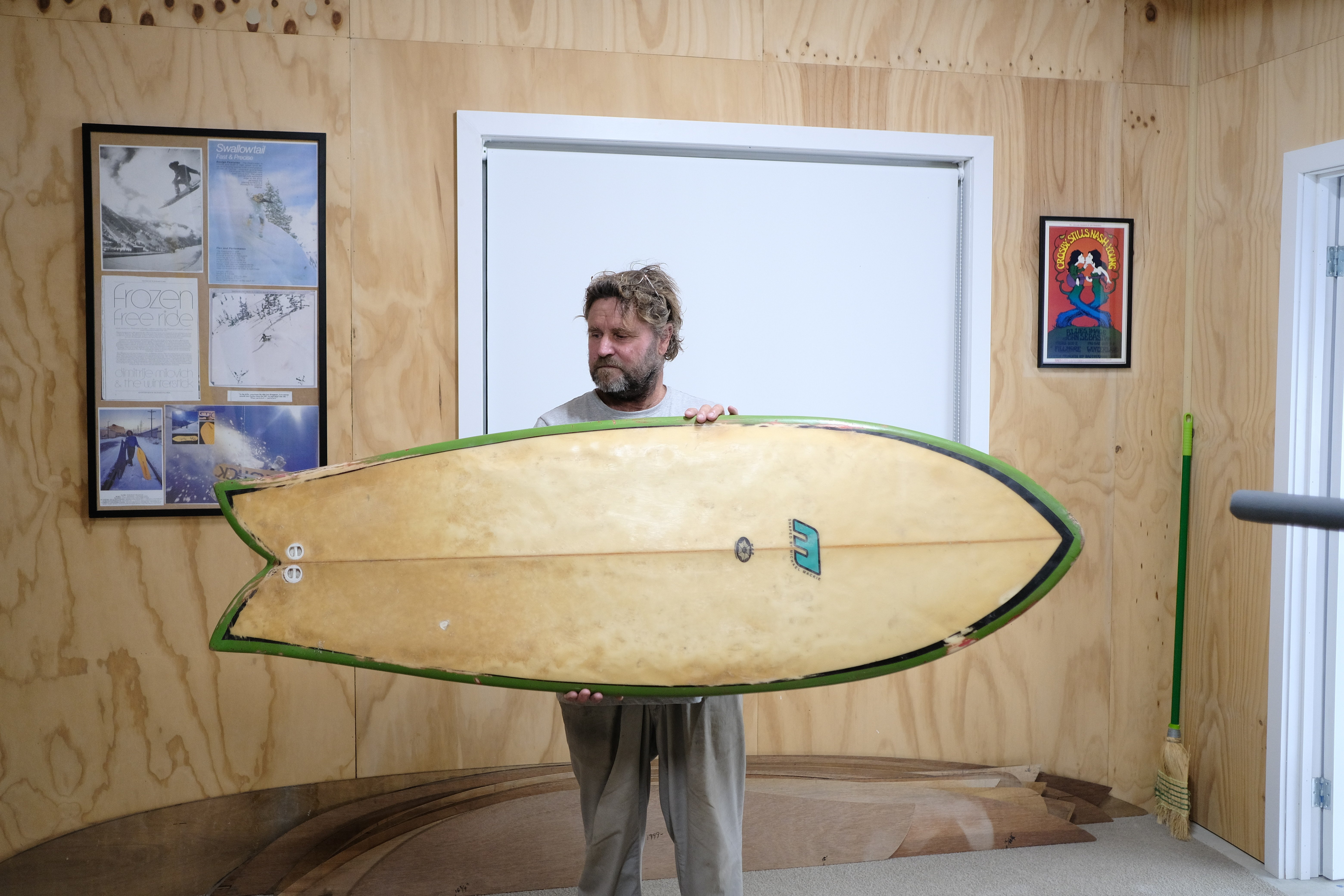 5'9 Mick Mackie GLASS LOVE FISH