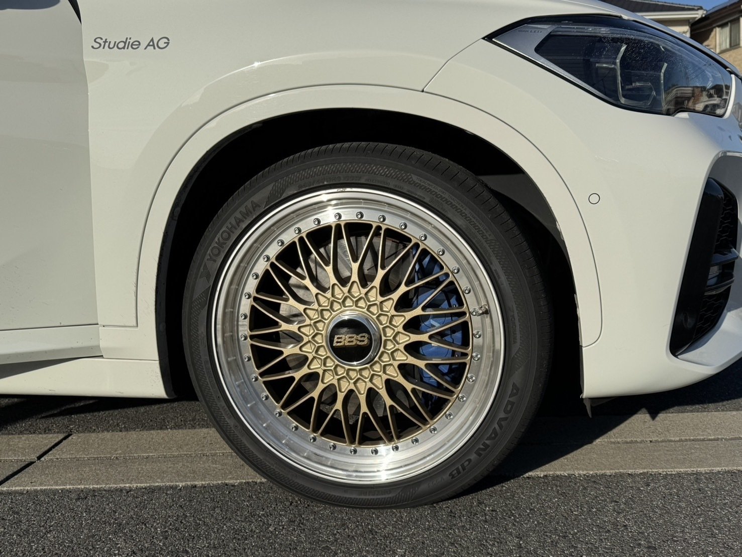 OZ RACING Superturismo ADVAN dB V553