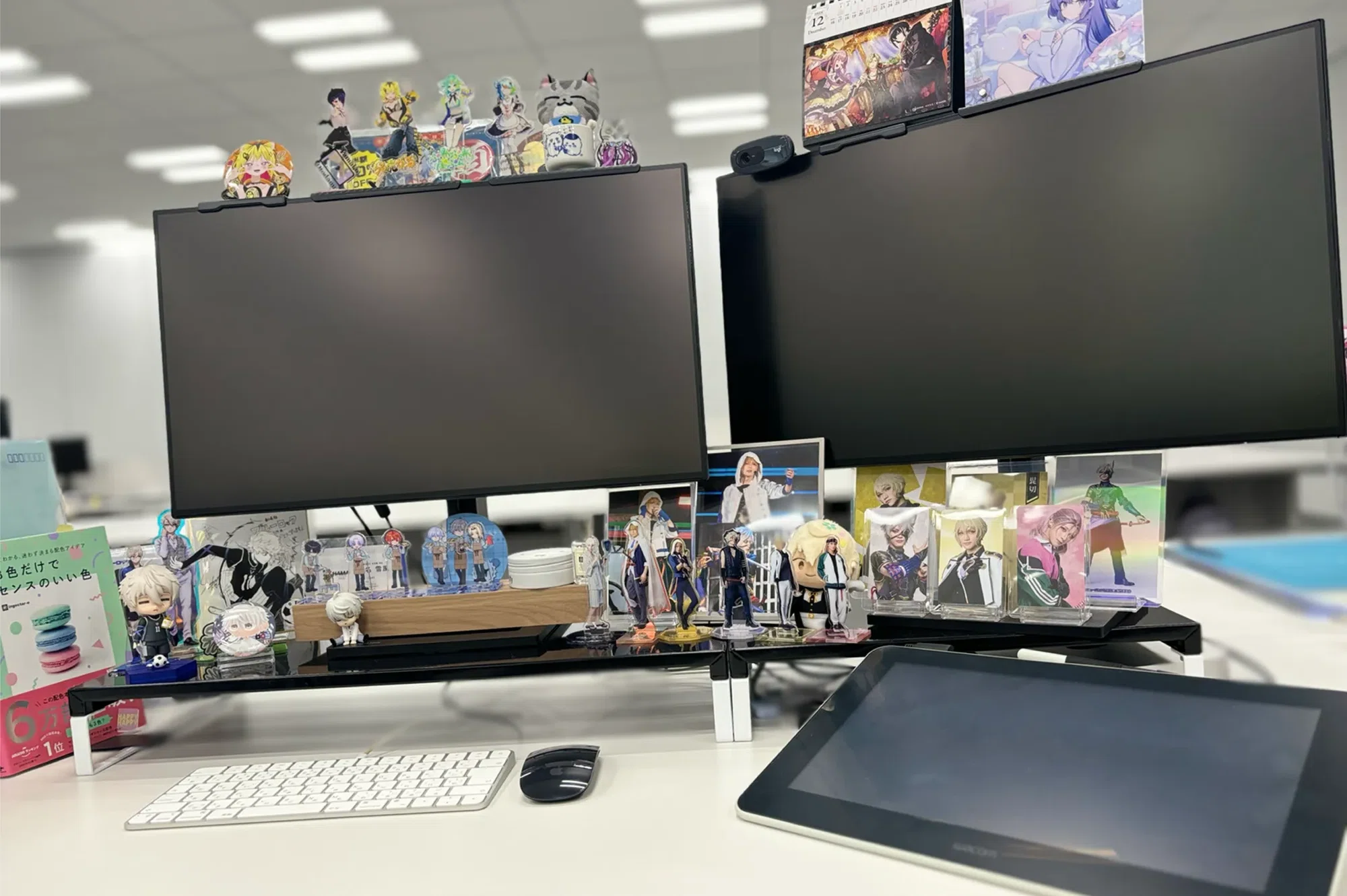 🎮オタク会社デザインチームの「デスクツアー2024」 | viviON Design
