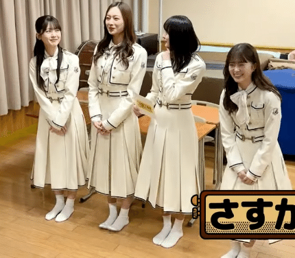 乃木坂46 - 値下げ中大人気アイドル、乃木坂工事中制服 乃木坂46 - 値下げ中大人気アイドル、乃木坂工事中制服の通販 by