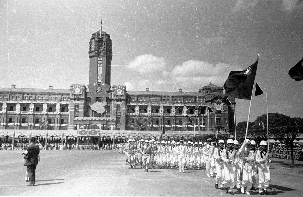 38年間続いた台湾の戒厳令。母が語る“竹のカーテンの内側”の記憶｜美麗