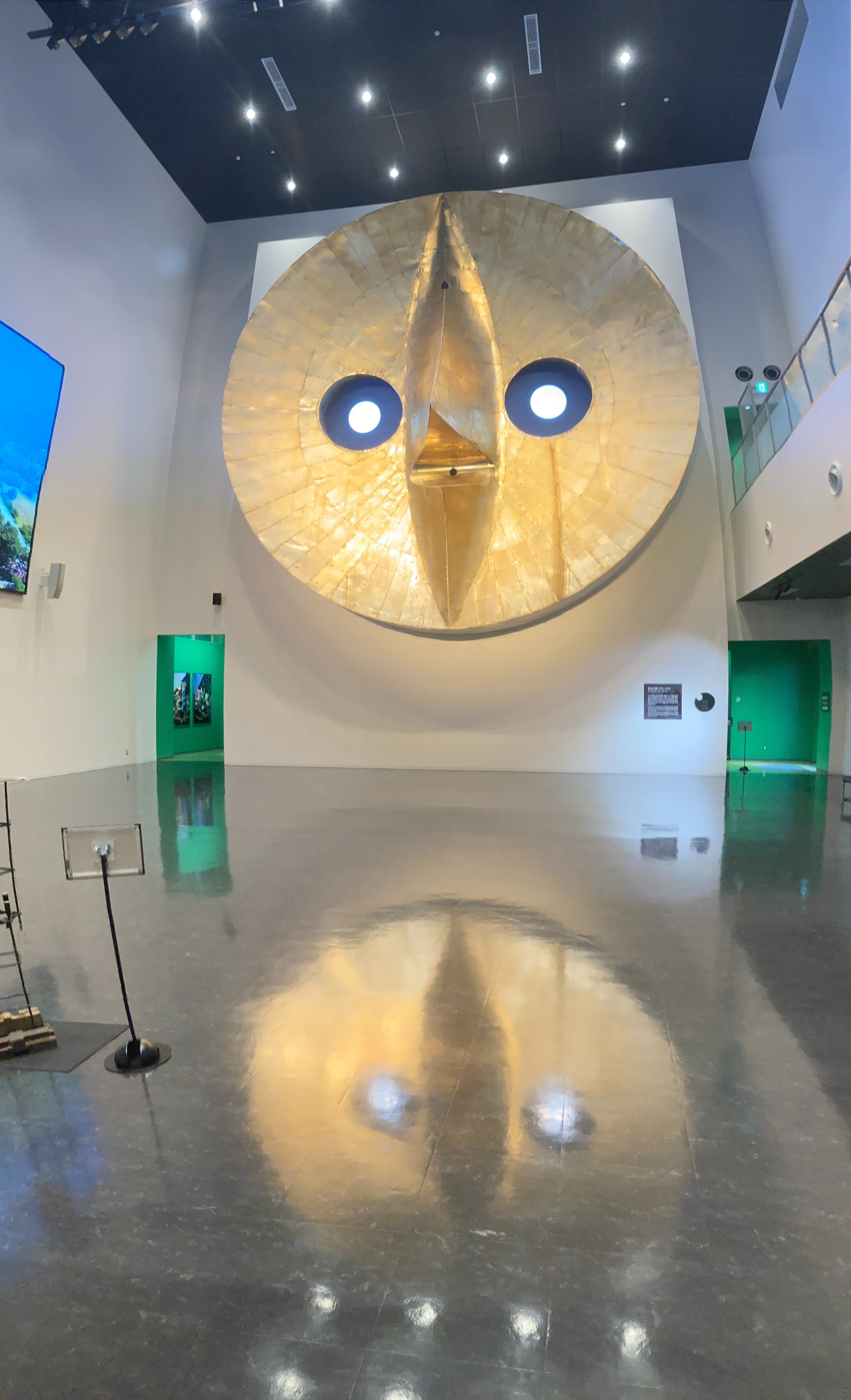 未来の国宝〈太陽の塔〉内部見学 作者は岡本太郎 EXPO'70
