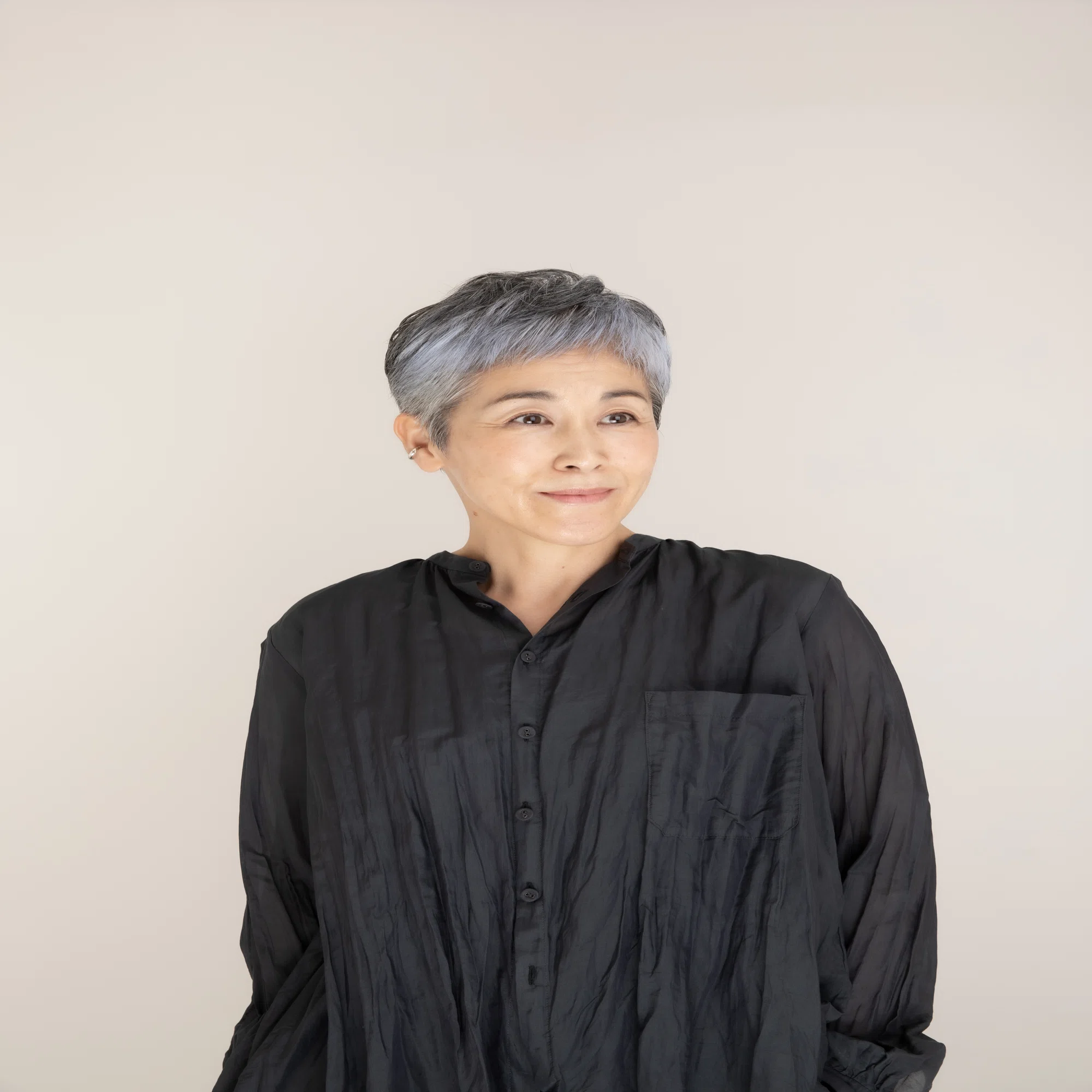 堀川 惠子