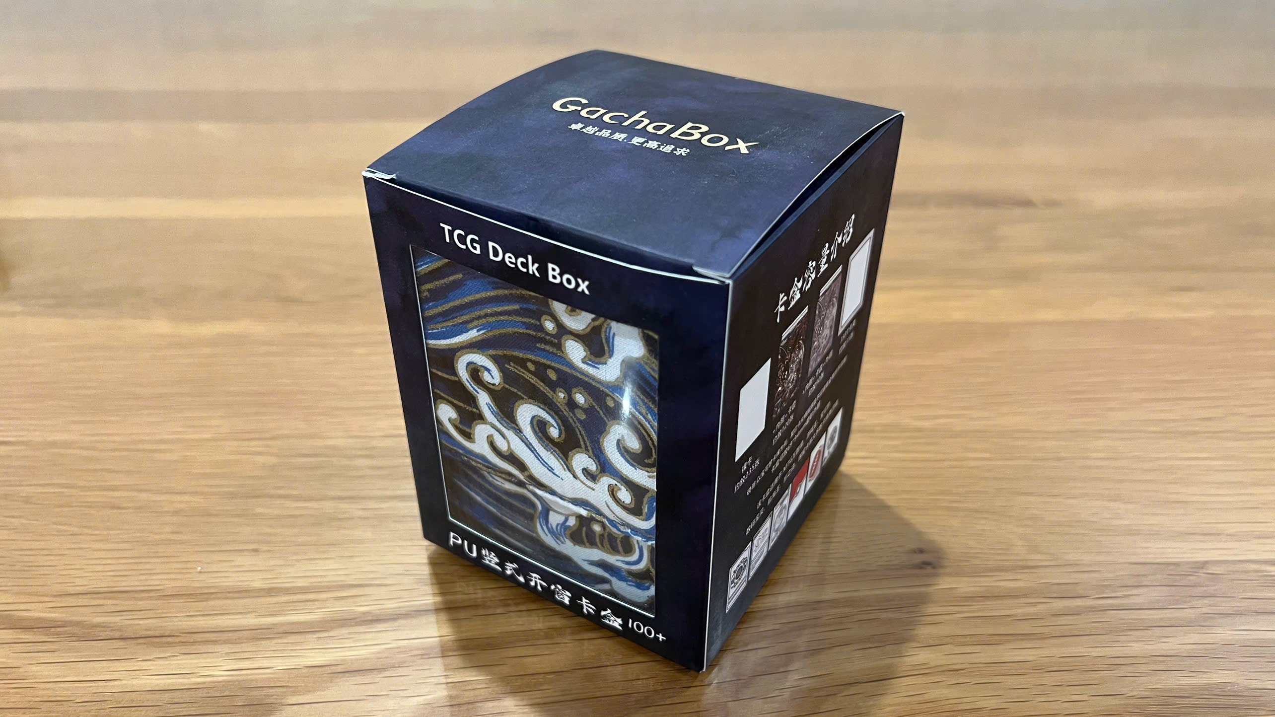 サプライレビュー】Gacha Box製デッキケース(統率者向け サプライレビュー】Gacha Box製デッキケース(統率者向け
