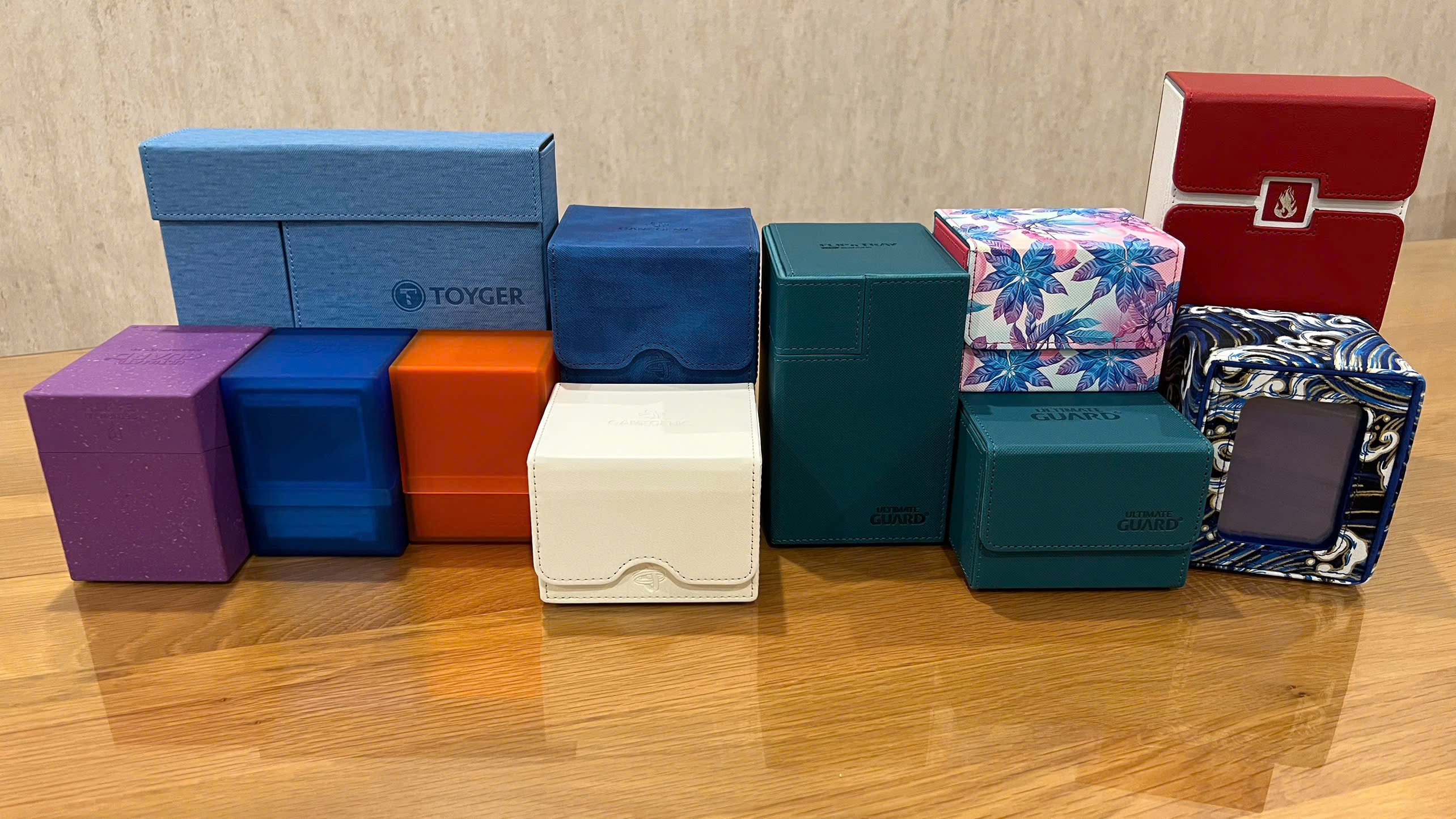 サプライレビュー】Gacha Box製デッキケース(統率者向け サプライレビュー】Gacha Box製デッキケース(統率者向け
