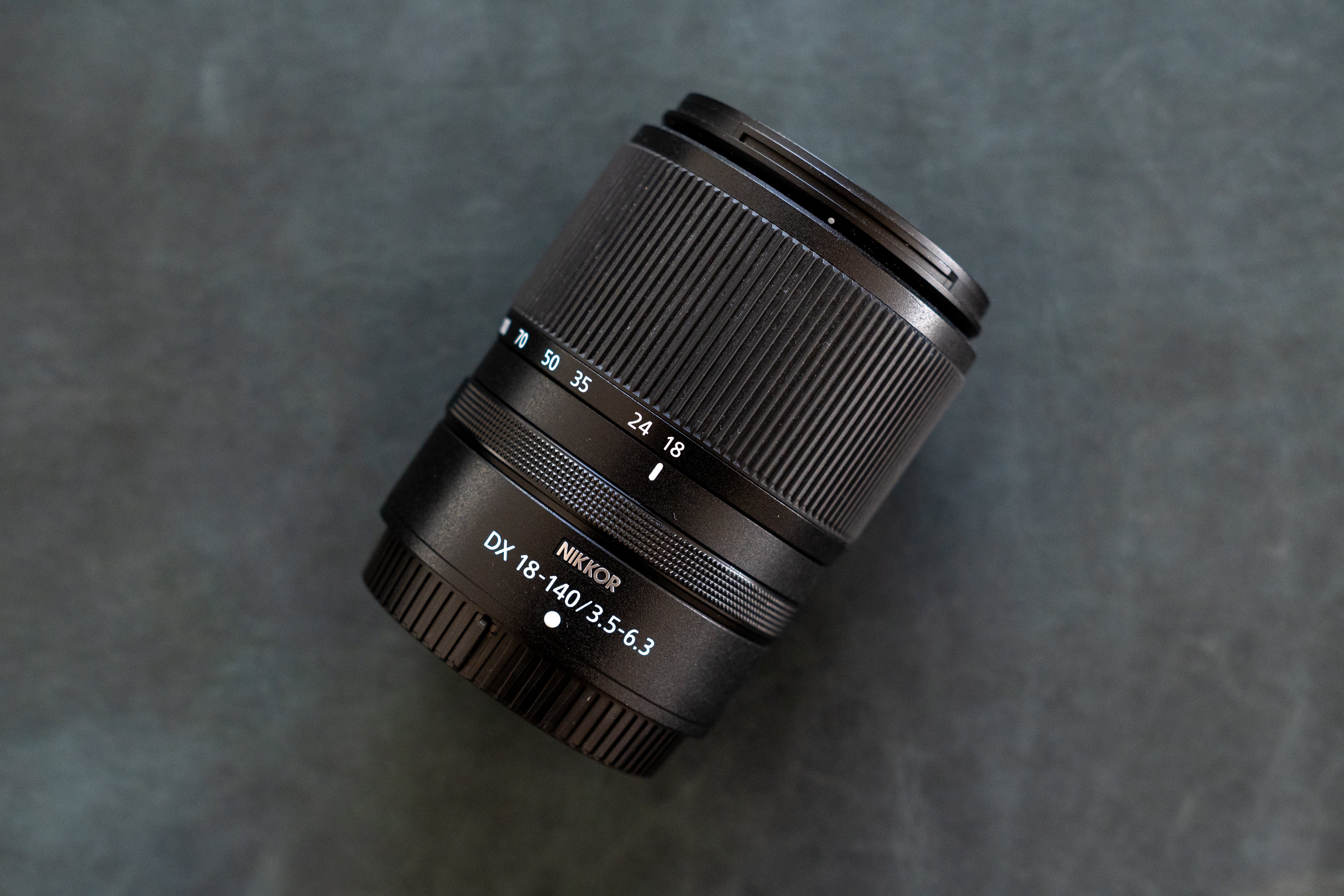 小型便利ズーム-NIKKOR Z DX 18-140mm f/3.5-6.3 VR｜ftomo_camera
