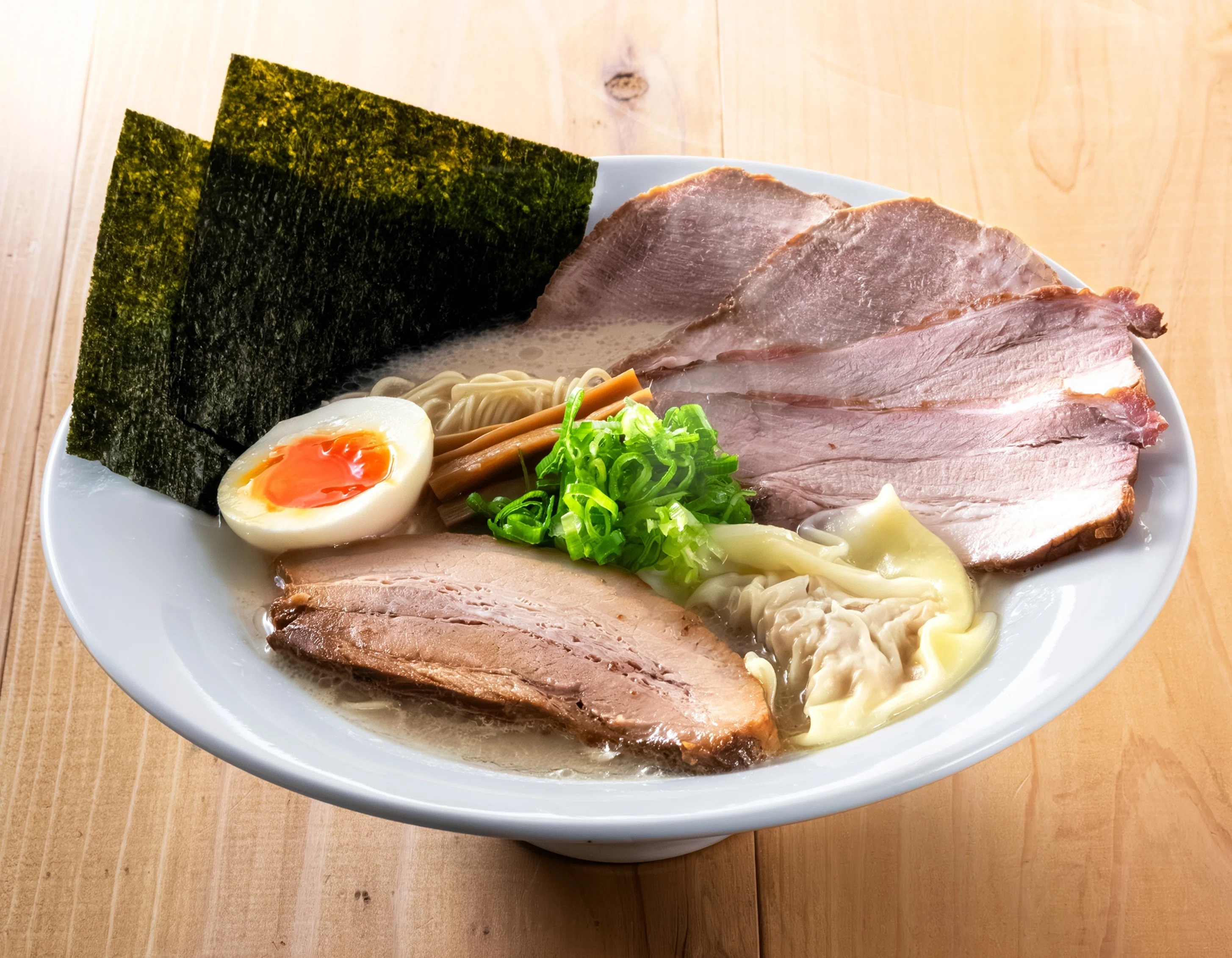 新店】福岡空港「ラーメン滑走路」に一風堂が着陸！フラッグシップ店