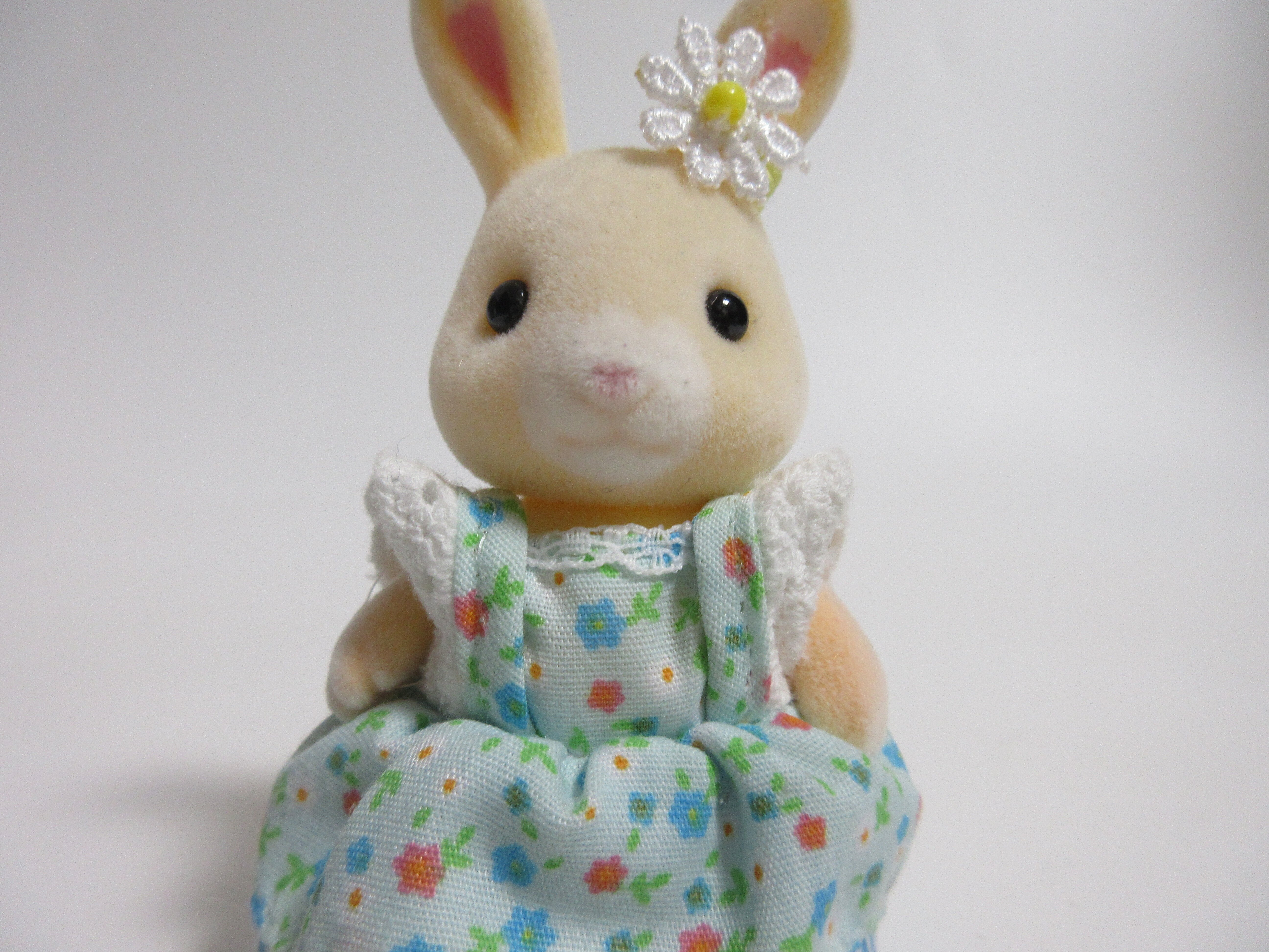 希少】シルバニアファミリー⭐️ 旧パッケージ のはなウサギの女の子