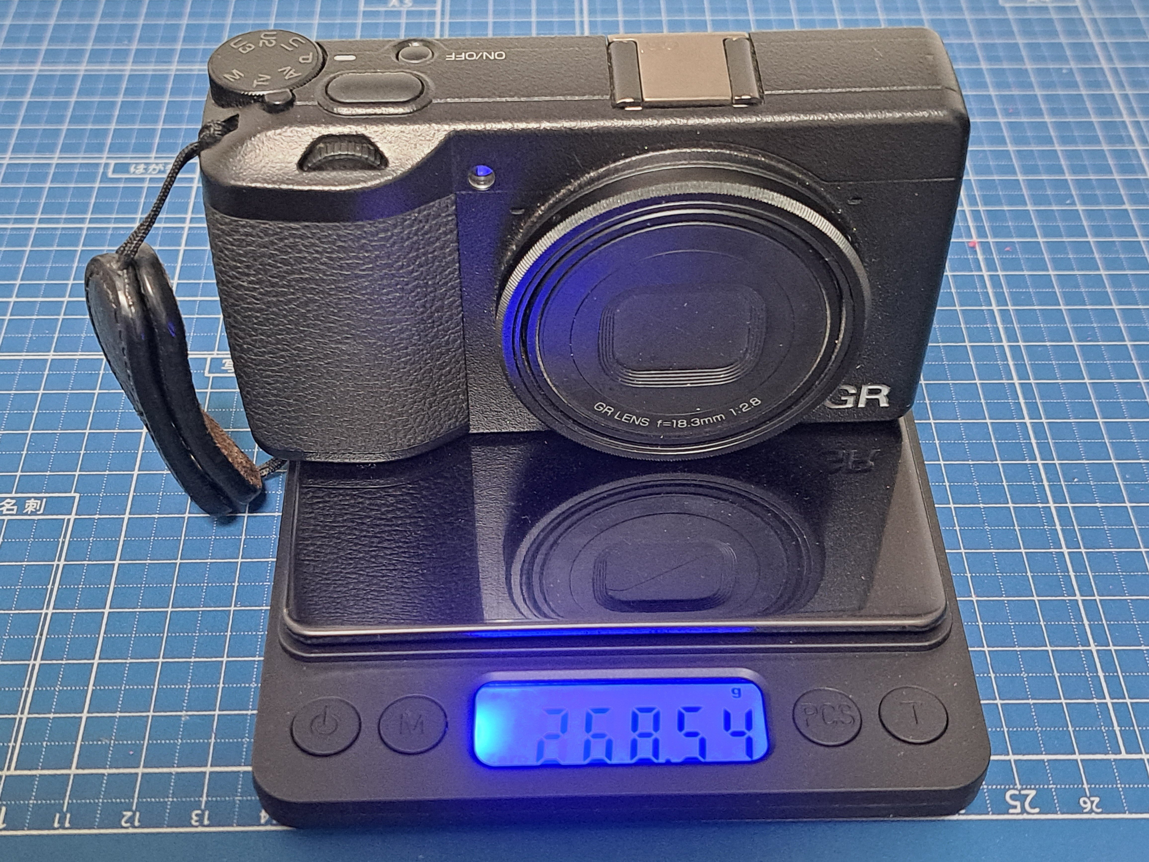 📷 歴史的酷評カメラ YASHICA Y35 digiFilm レビュー｜GR宮前