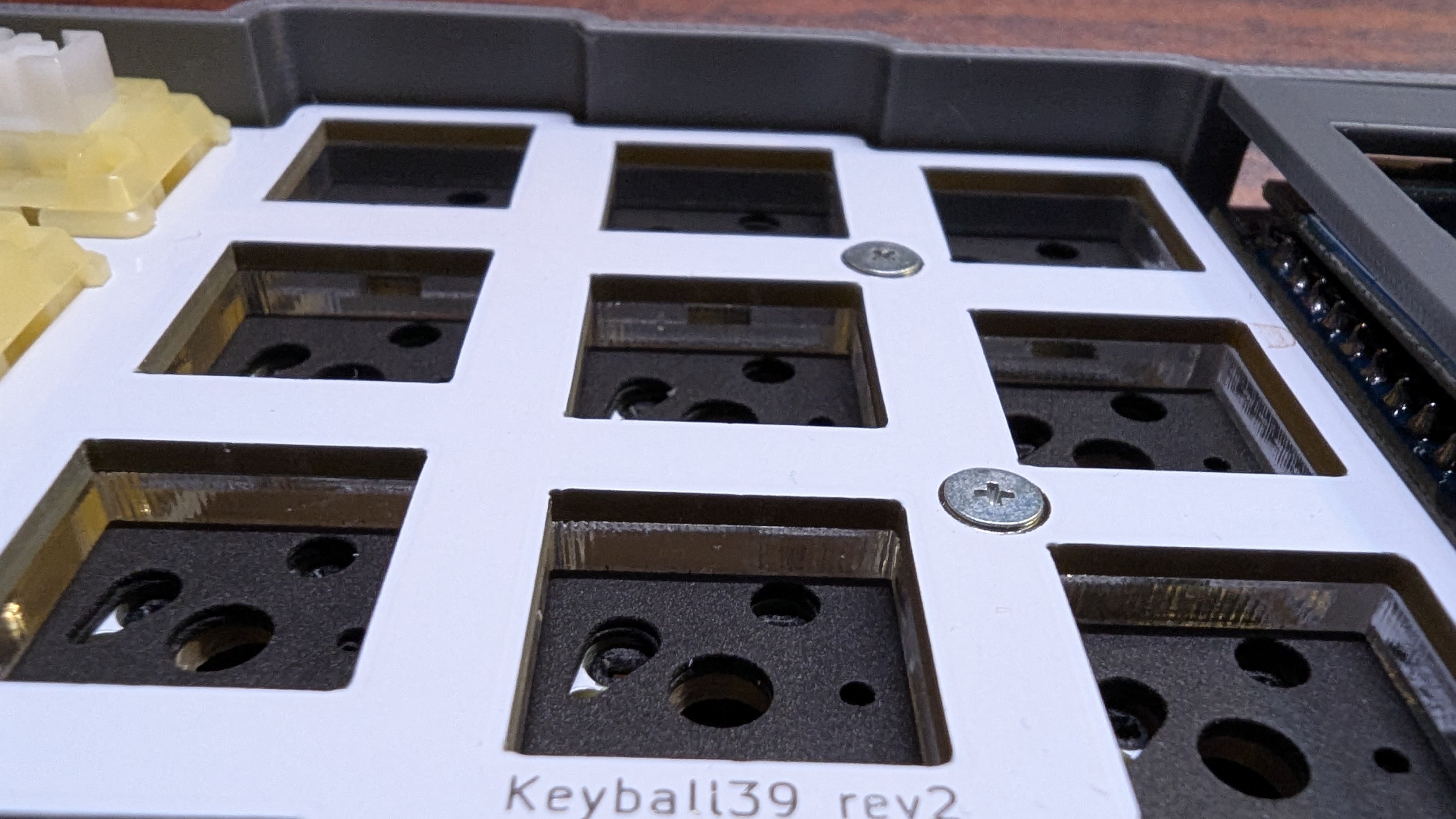 keyball39 カバー 金属プレート 消音付き Keyball39 作ってみた ｜hyakum