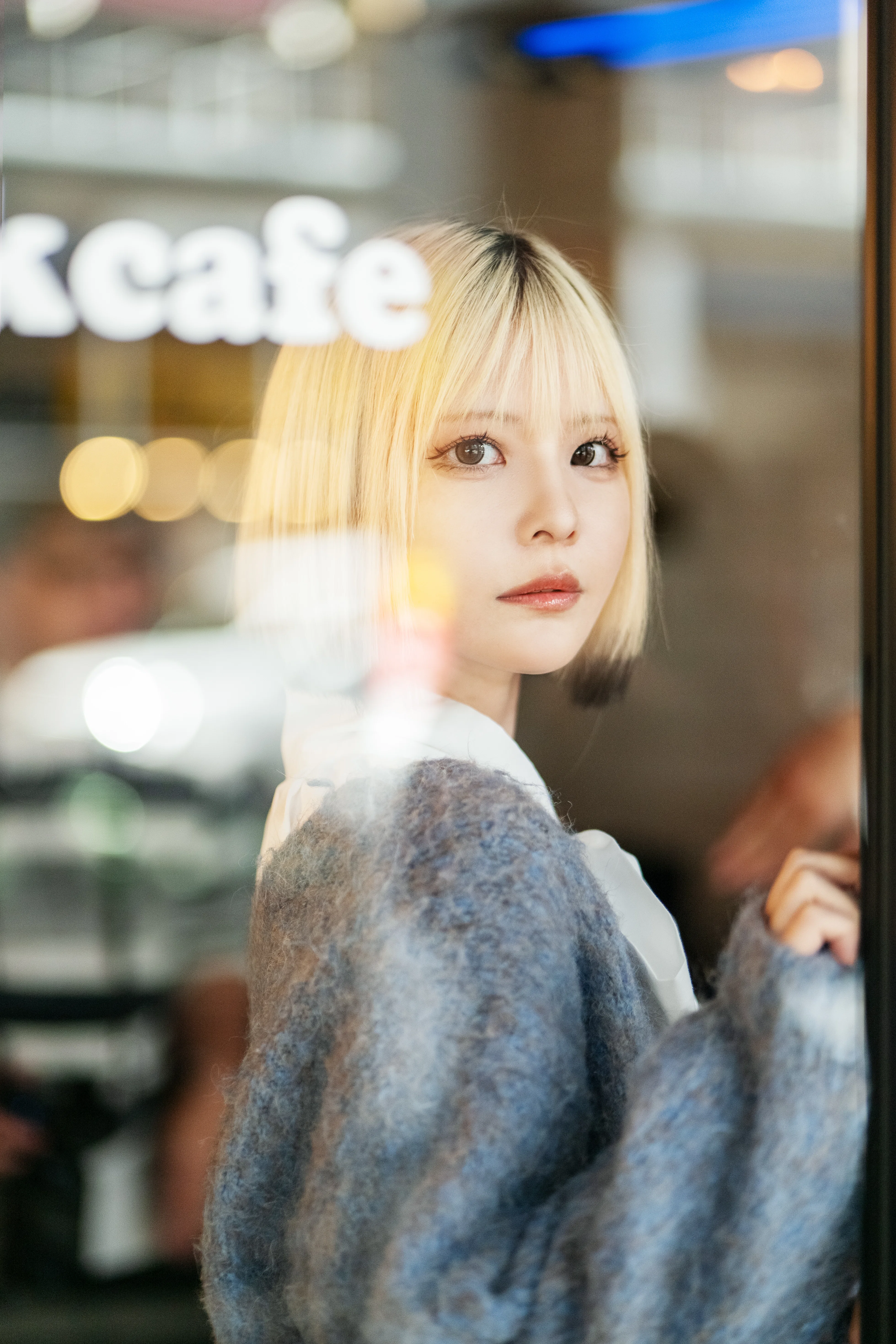 F⭐︎さん専用出品 LUMIX S 85mm F1.8 【Library】｜LUMIX Lens Letters
