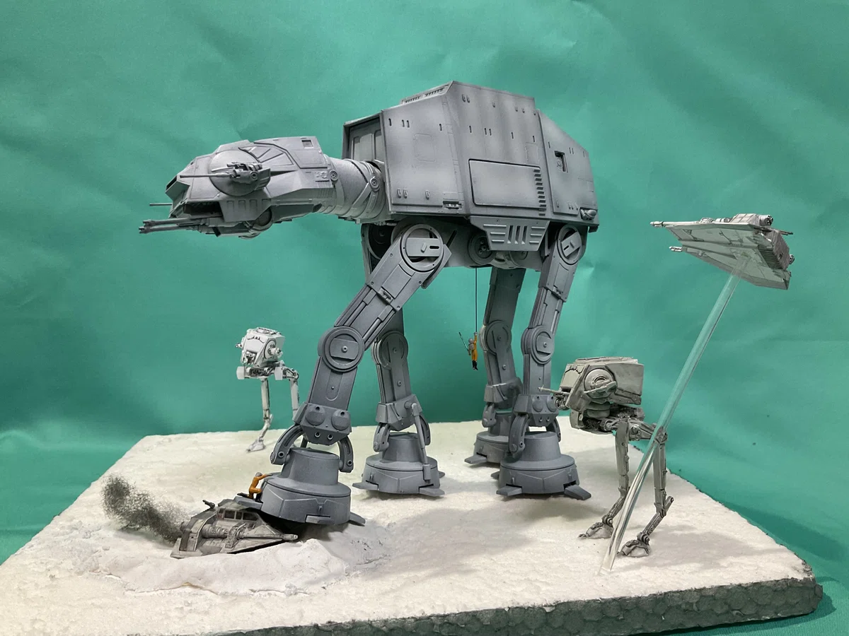 スターウォーズ 帝国の逆襲 AT-AT in Battle of Hoth｜模型アトリエ 