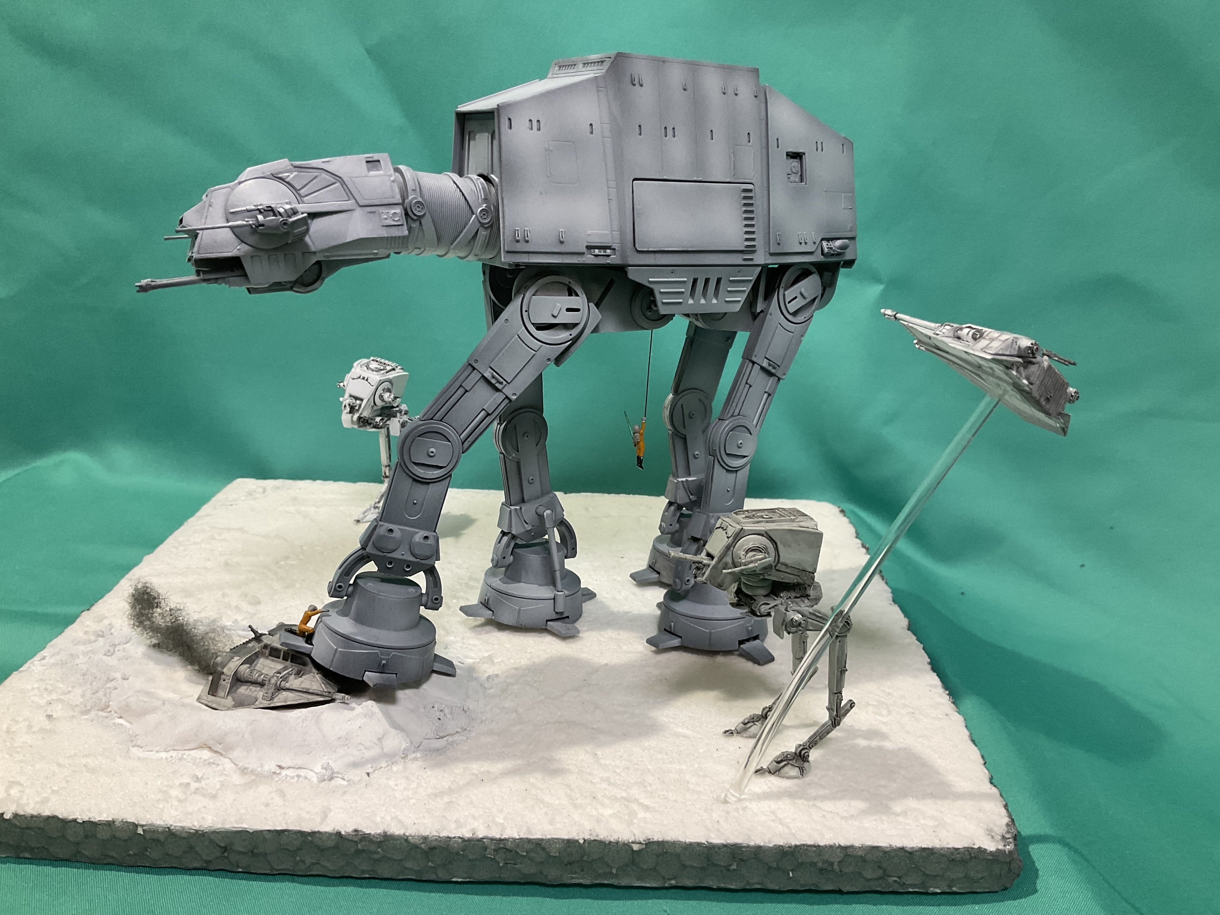 スターウォーズ 帝国の逆襲 AT-AT in Battle of Hoth|模型 スターウォーズ 帝国の逆襲 AT-AT in Battle of Hoth|模型