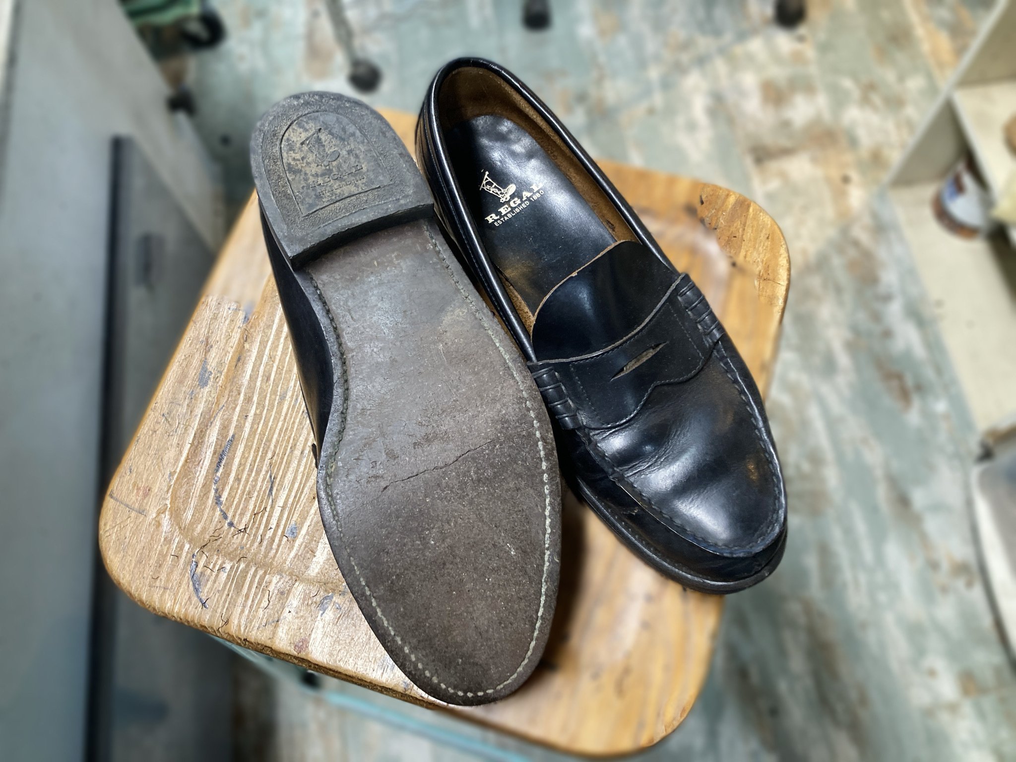 Resole/ソール交換】REGALローファーのオールソール|CREA Resole/ソール交換】REGALローファーのオールソール|CREA