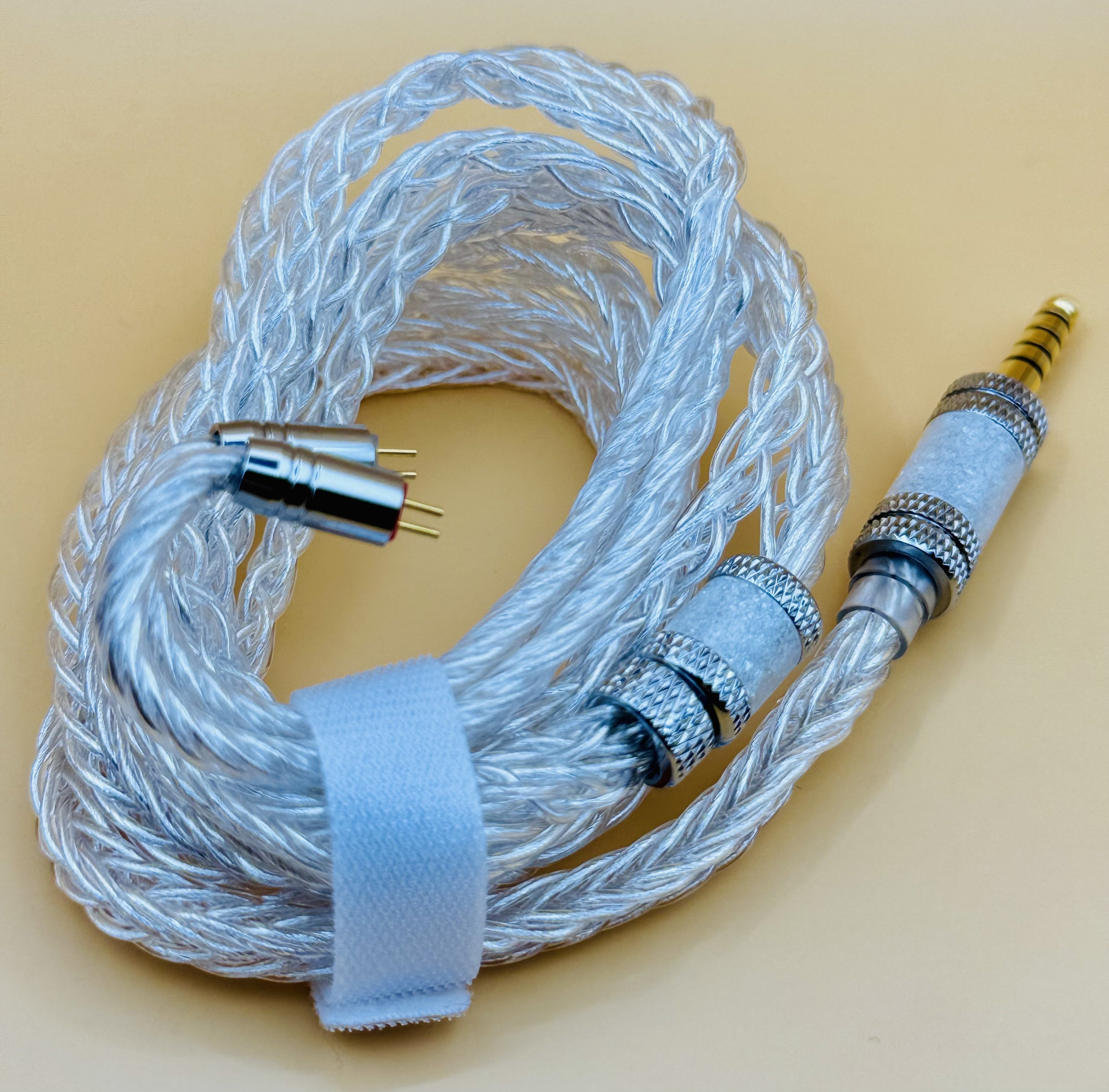 ivipQ-193 Silver Duke（7N OFC錫メッキ12コアケーブル）のレビュー