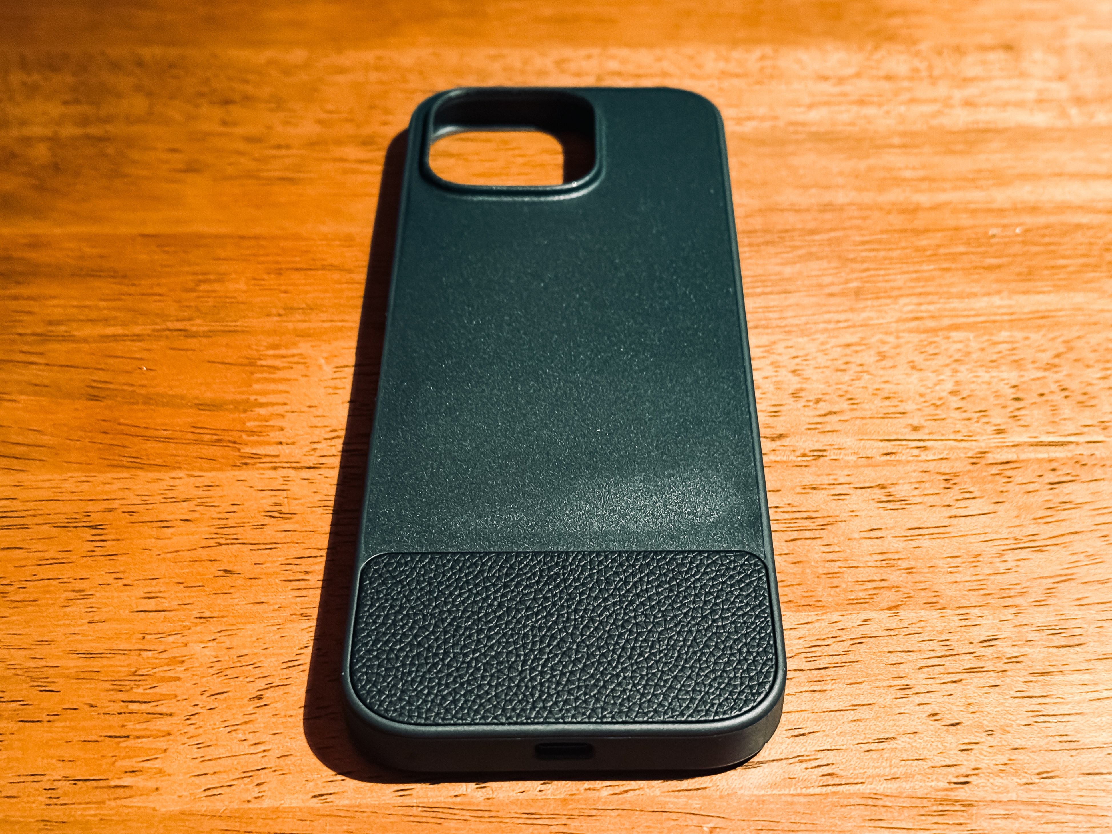 iPhoneアクセサリー Clicks iPhone16pro Black Clicks Keyboard for Apple iPhone 16 Pro Max Onyx CK-6200-4