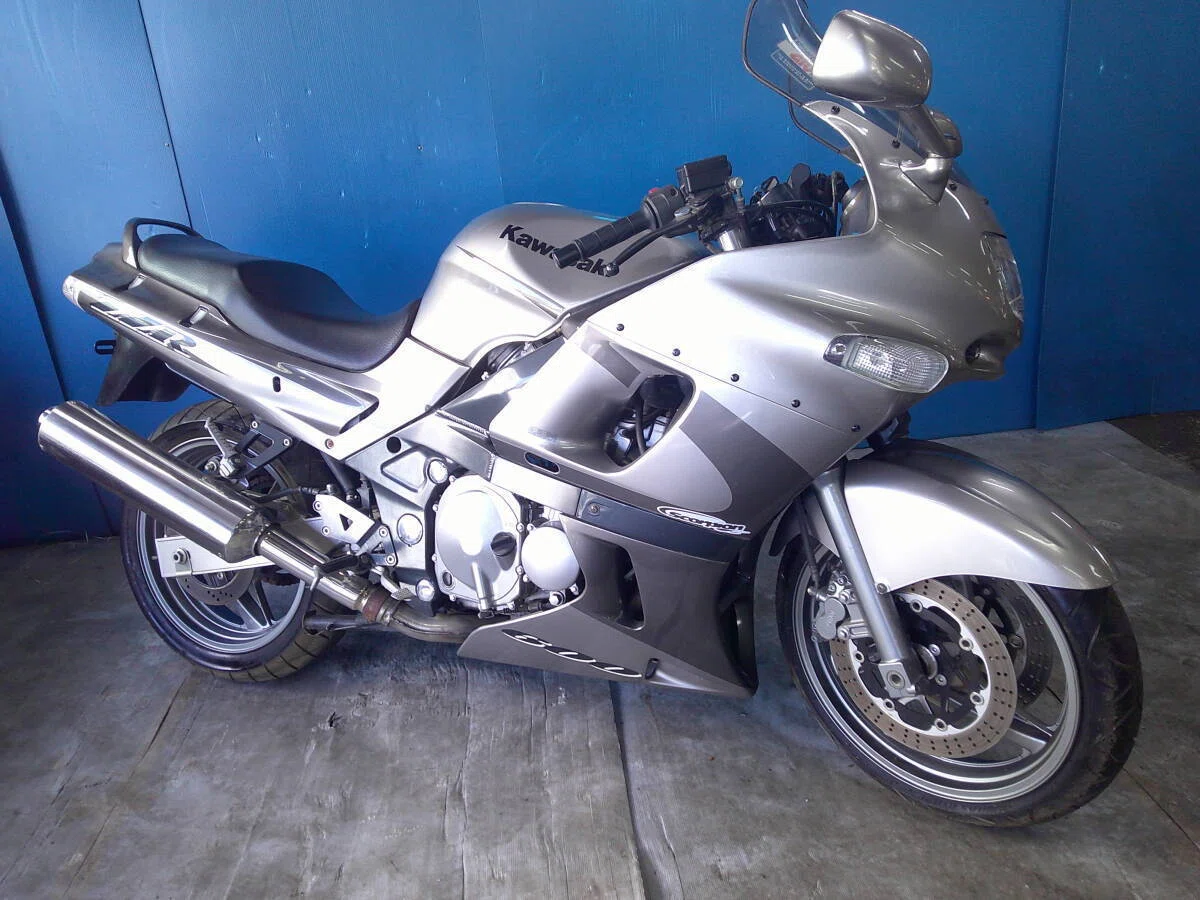 ZZR600車検長いタイヤバリ溝 【公式通販】 ZZR600車検長いタイヤバリ溝 【公式通販】